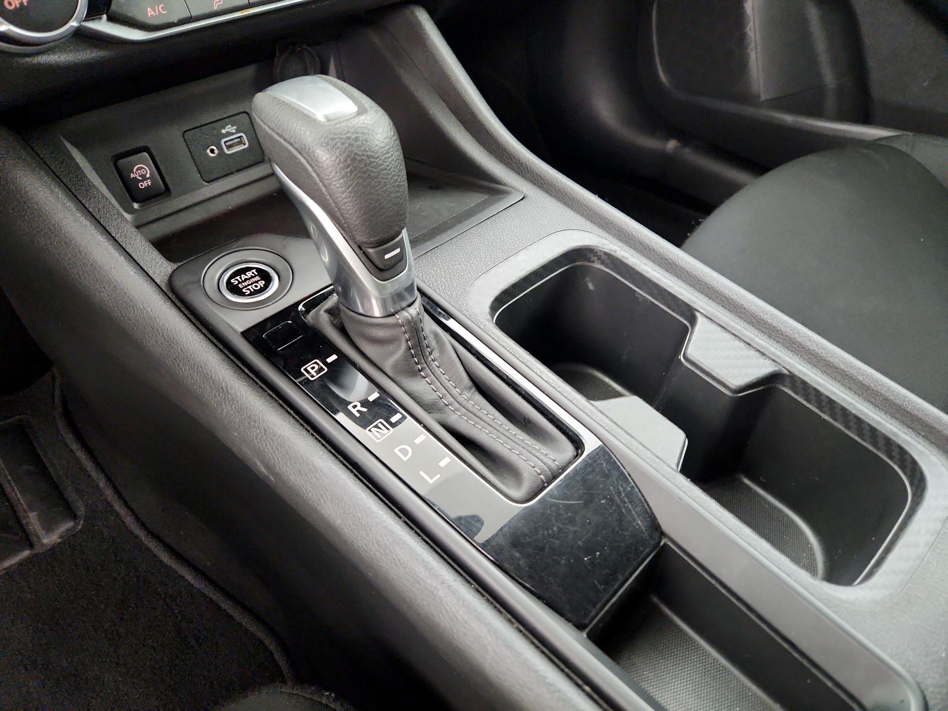 Thumbnail: 2024 Nissan Sentra - 17