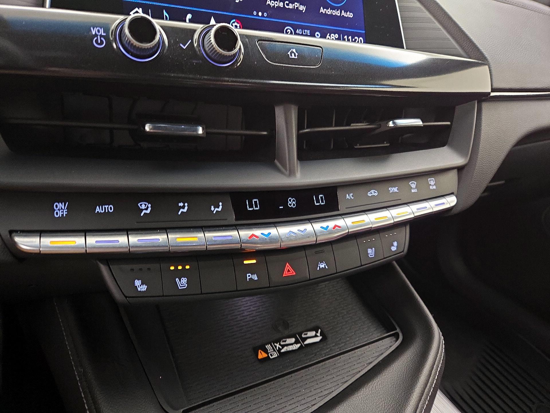 Thumbnail: 2025 Cadillac CT4 - 17