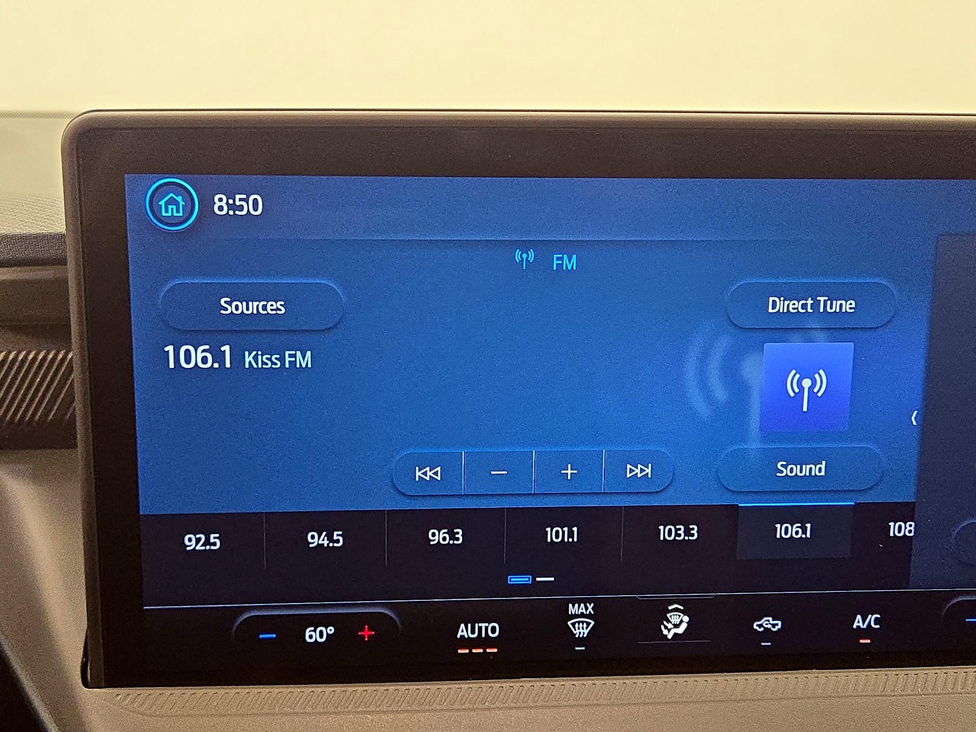 Thumbnail: 2025 Ford Maverick - 15