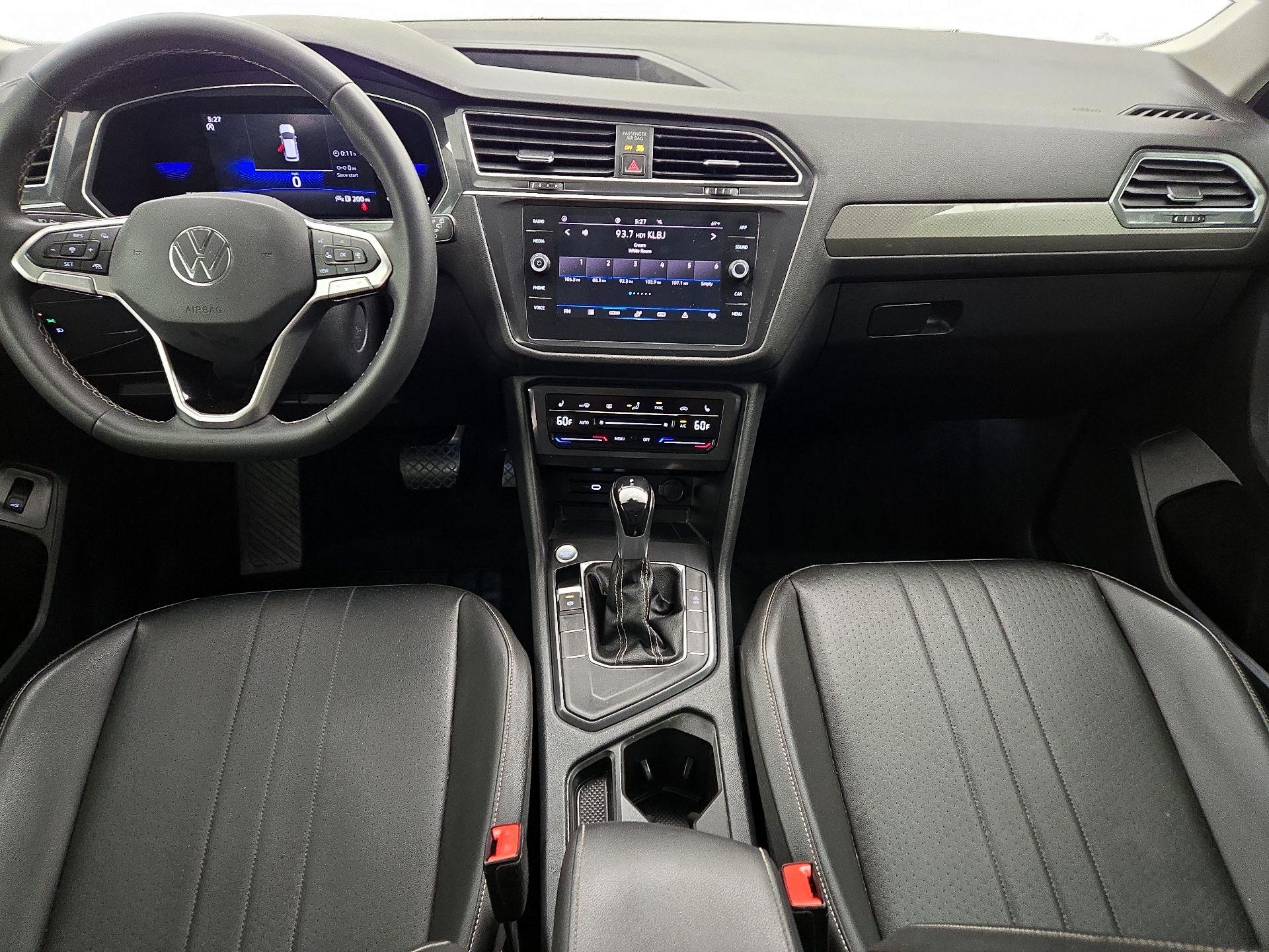 Thumbnail: 2022 Volkswagen Tiguan - 9