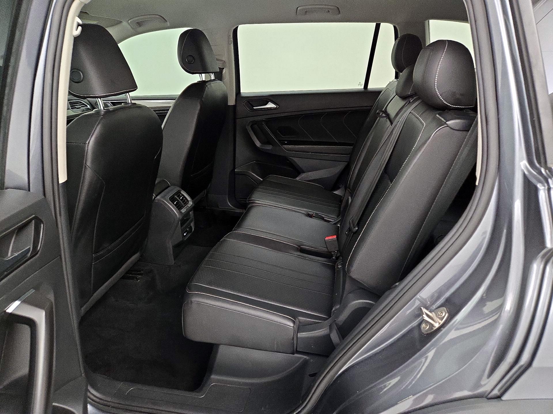 Thumbnail: 2022 Volkswagen Tiguan - 19