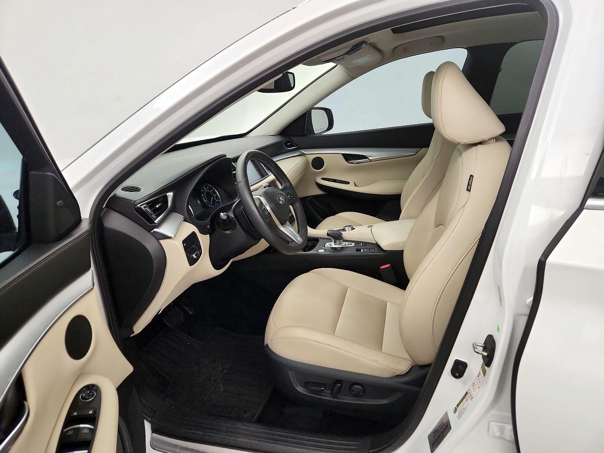 Thumbnail: 2019 INFINITI QX50 - 11