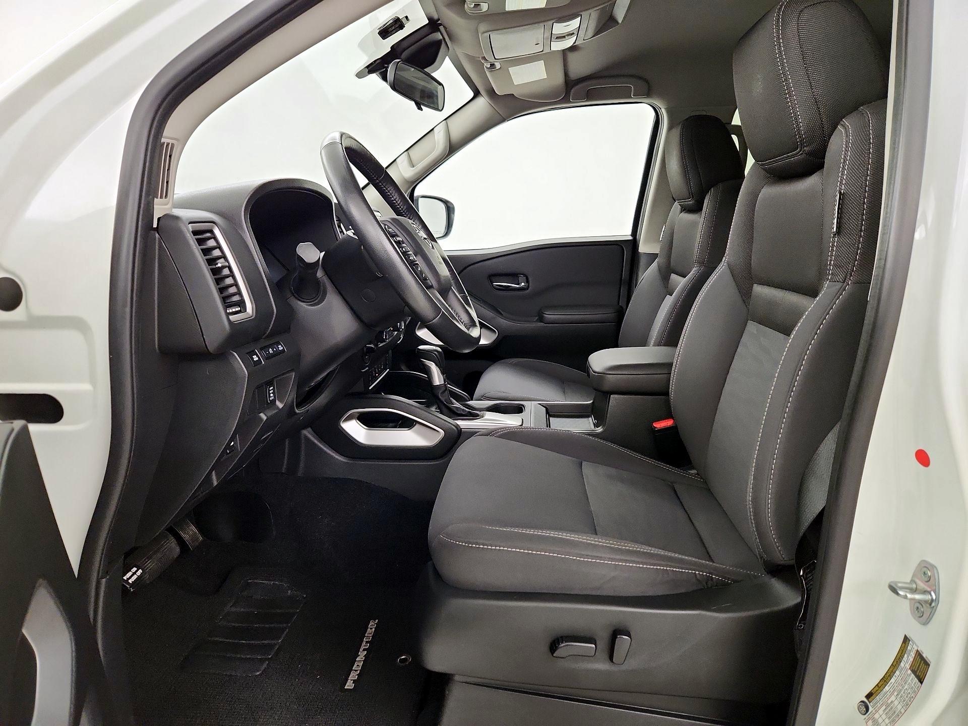 Thumbnail: 2024 Nissan Frontier - 11