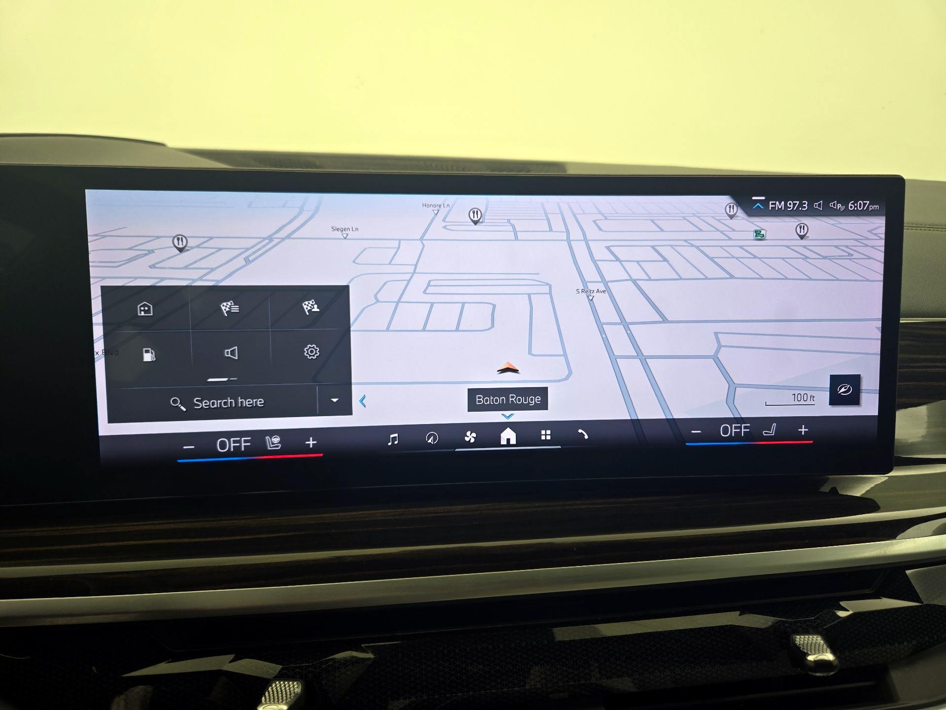 Thumbnail: 2024 BMW X7 - 14