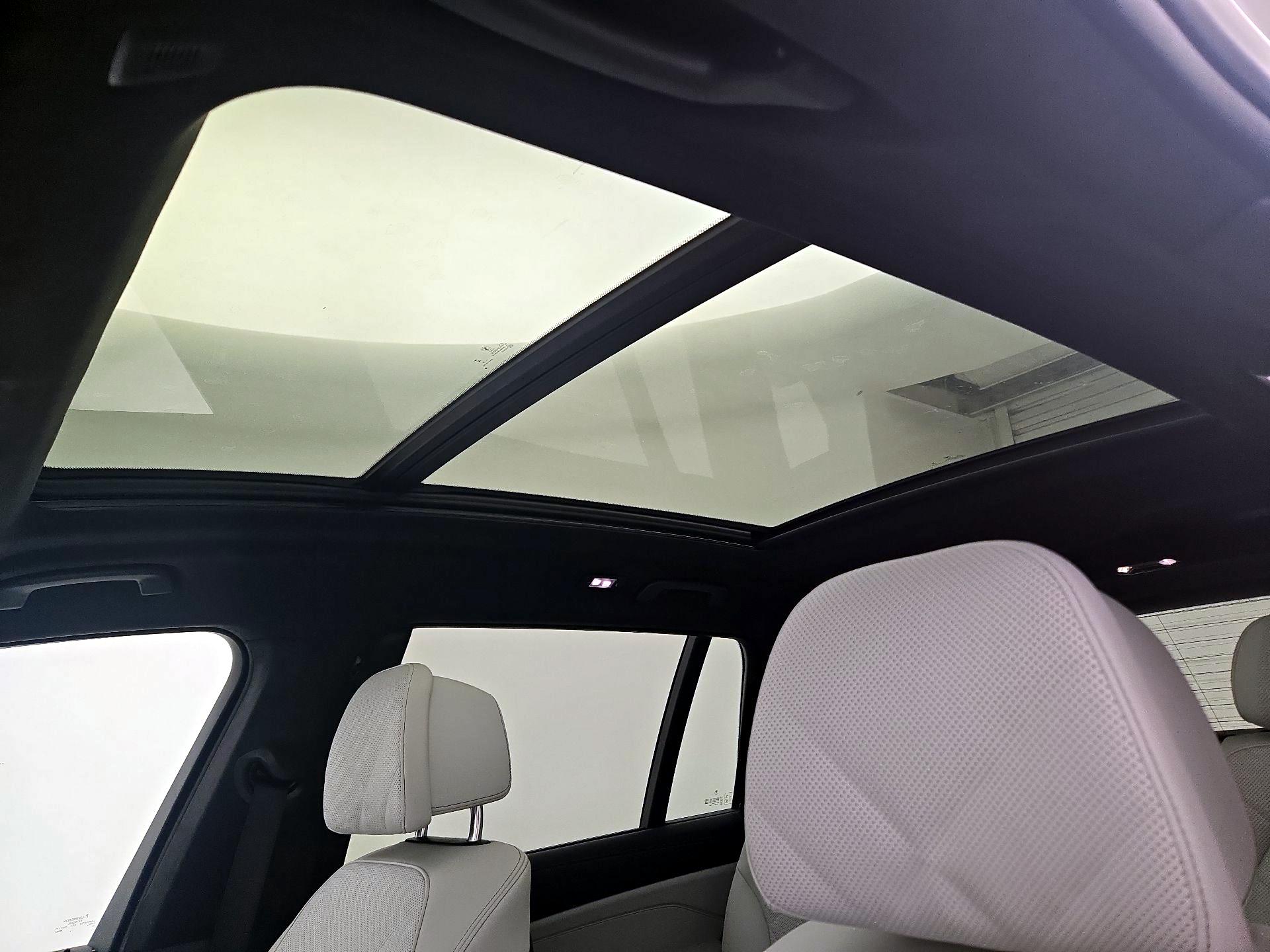 Thumbnail: 2024 BMW X7 - 20