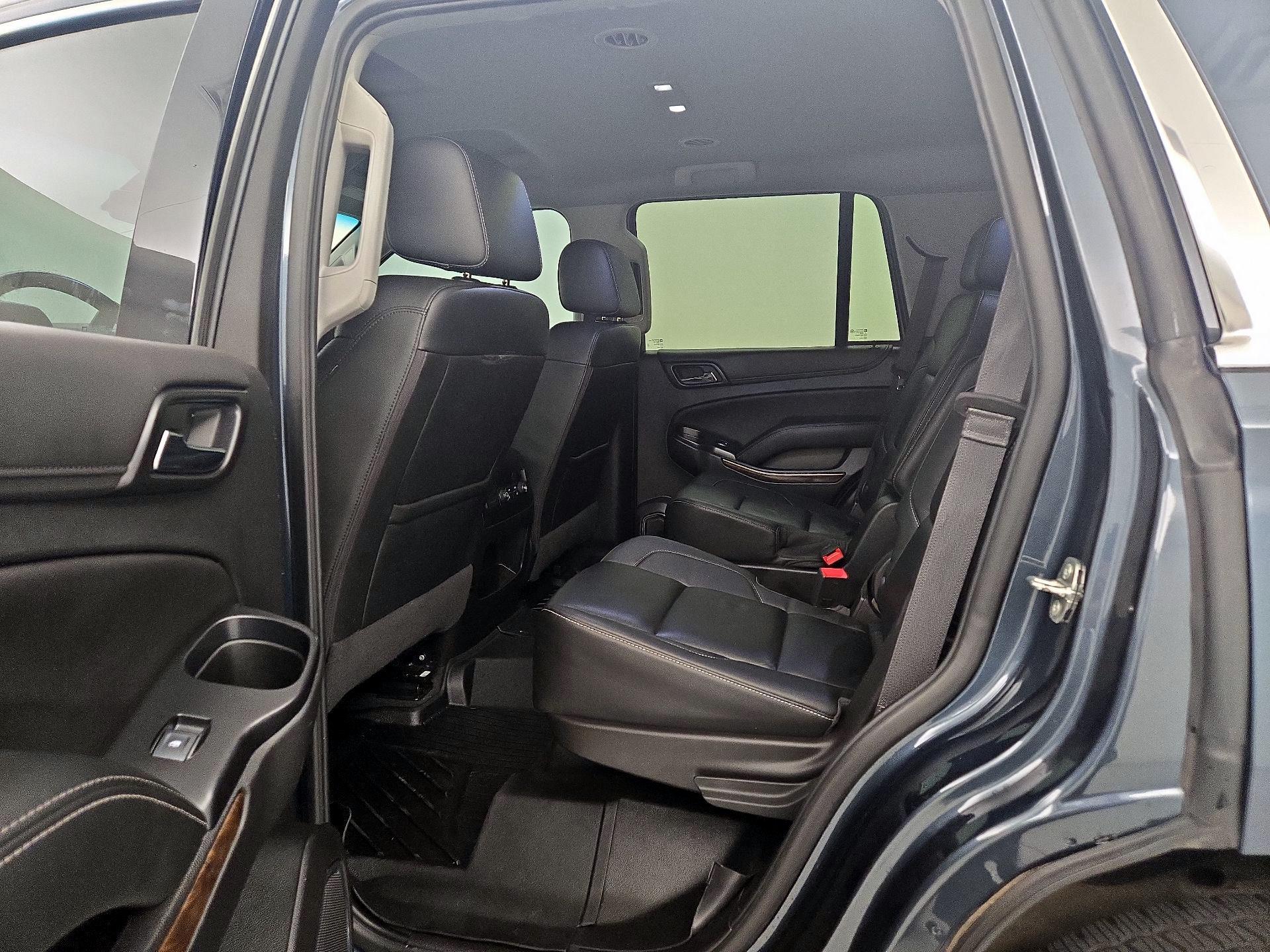 Thumbnail: 2020 Chevrolet Tahoe - 20