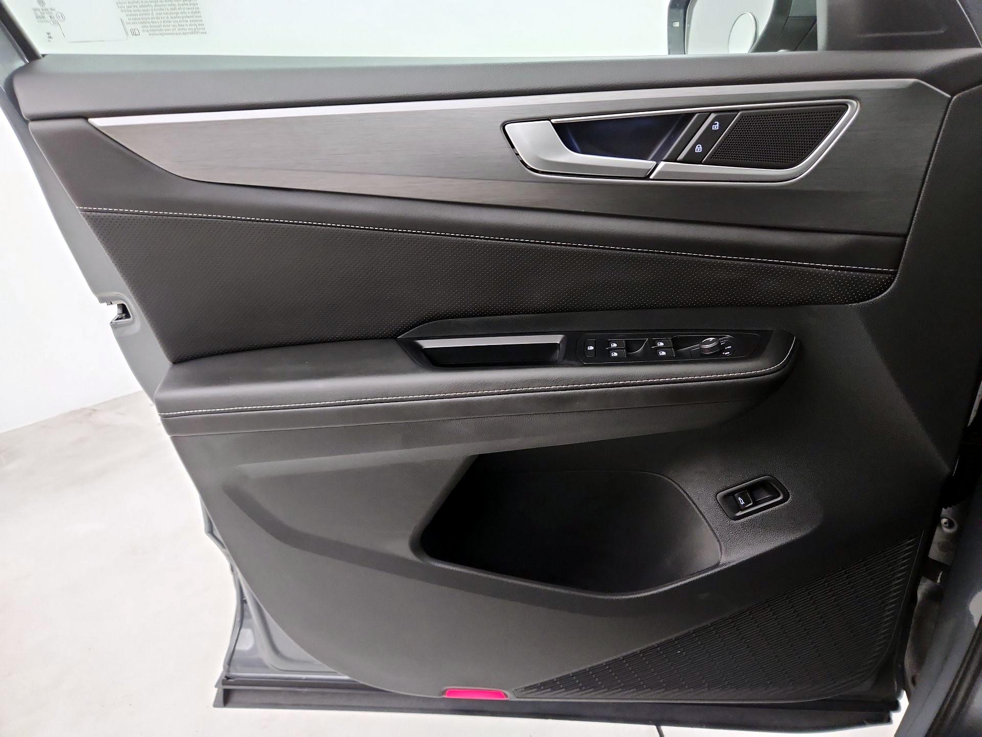 Thumbnail: 2025 Volkswagen Atlas - 10