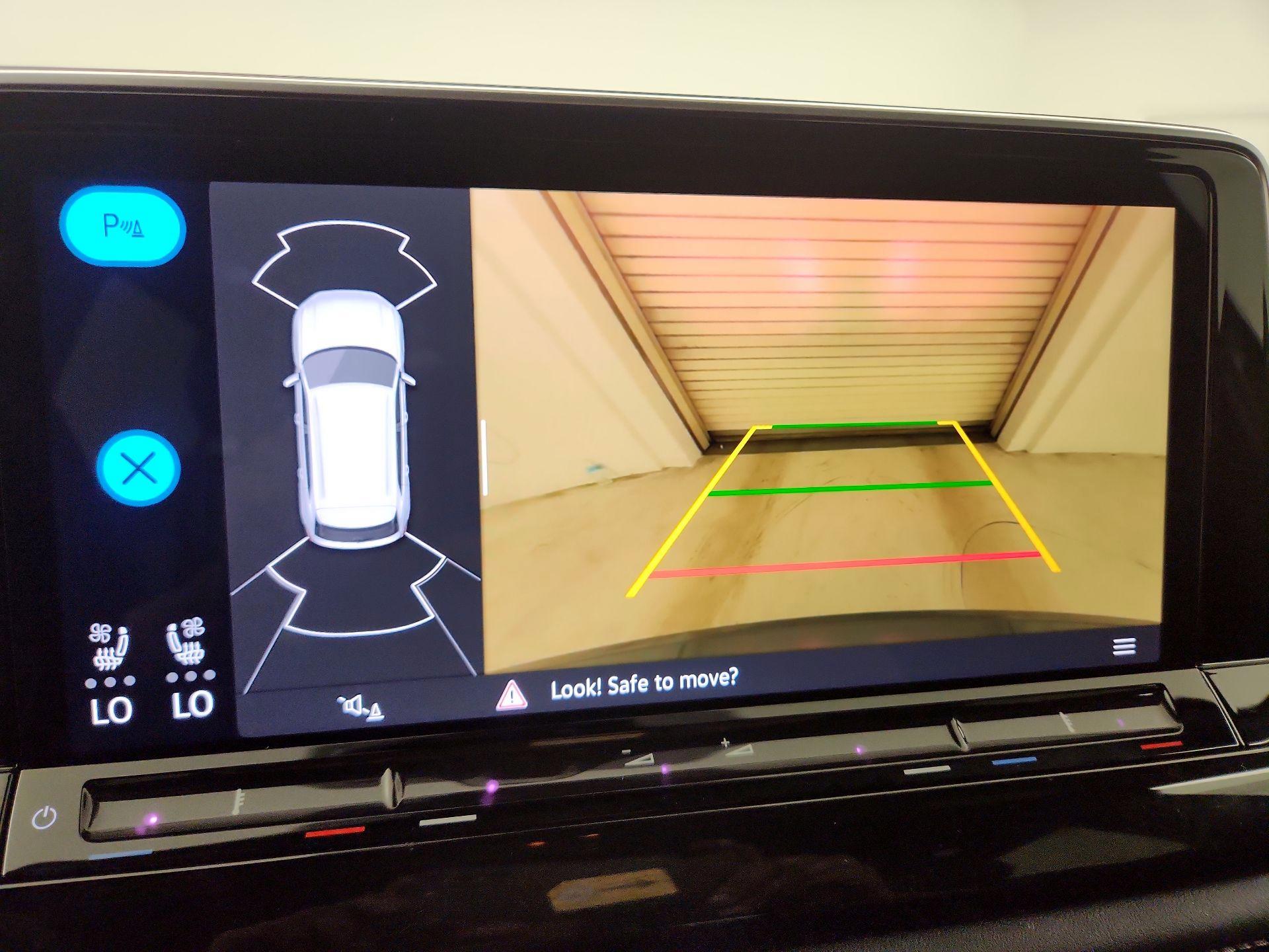 Thumbnail: 2025 Volkswagen Atlas - 12