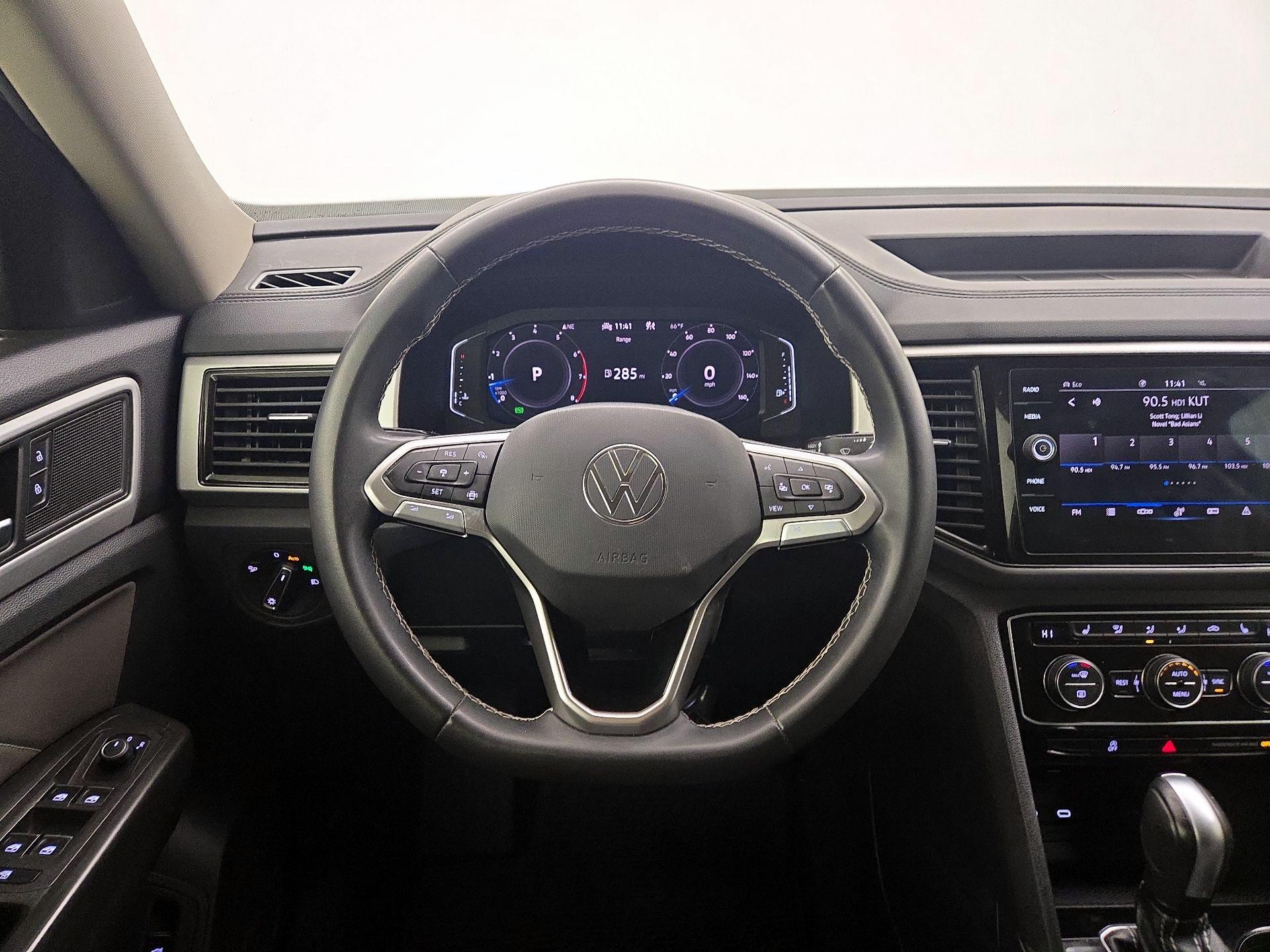 Thumbnail: 2023 Volkswagen Atlas - 10