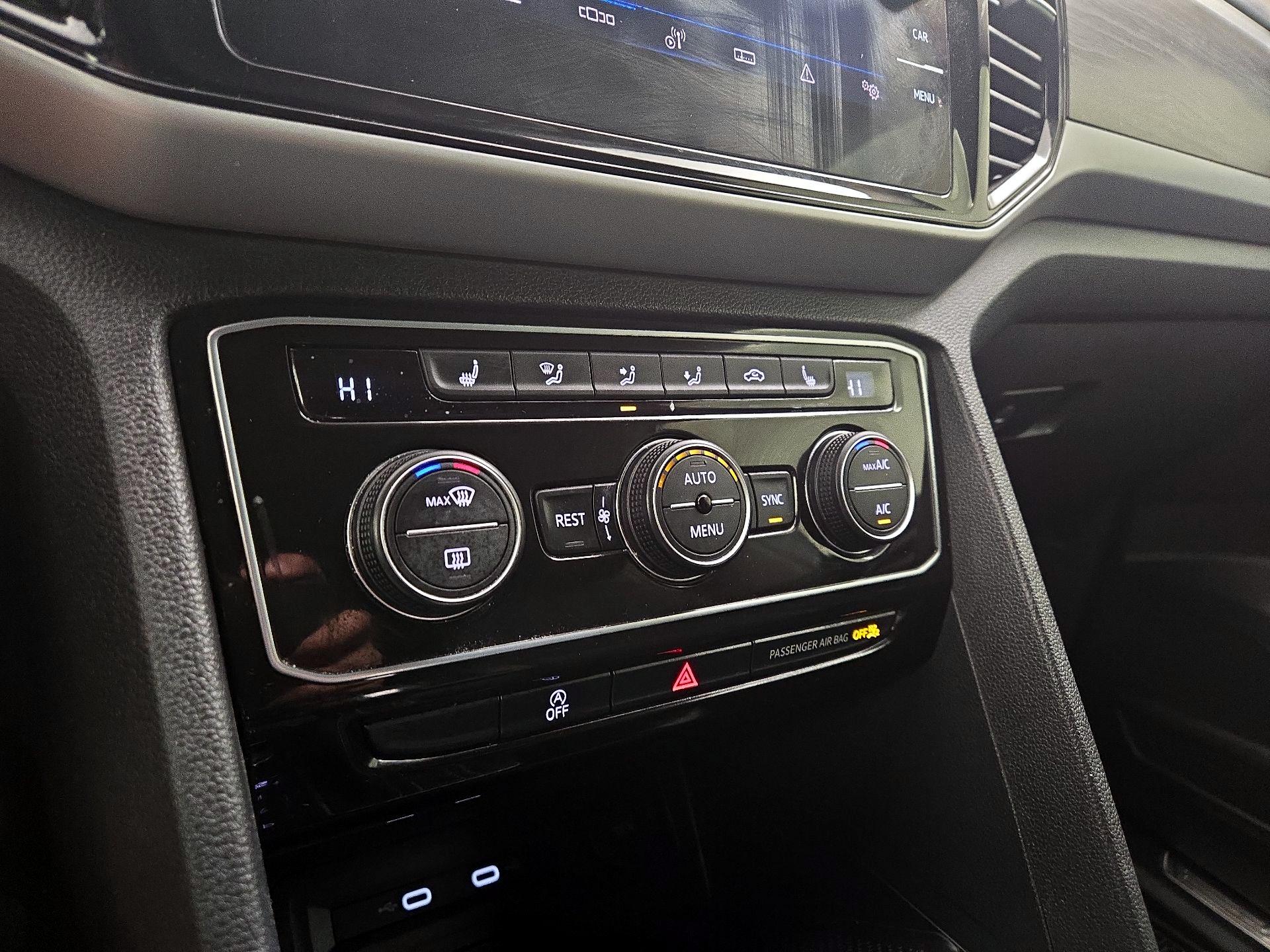 Thumbnail: 2023 Volkswagen Atlas - 16