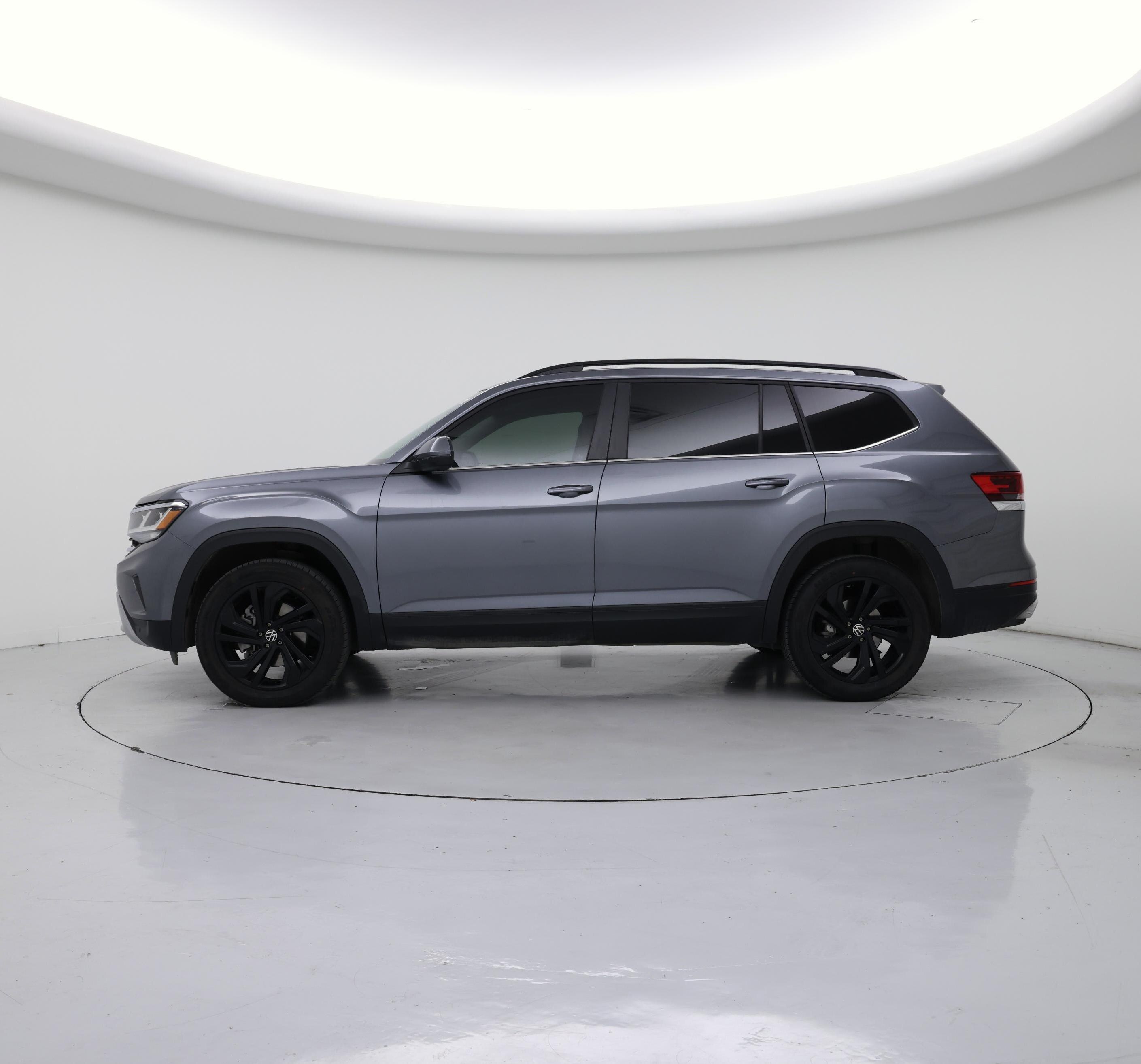 Thumbnail: 2023 Volkswagen Atlas - 3