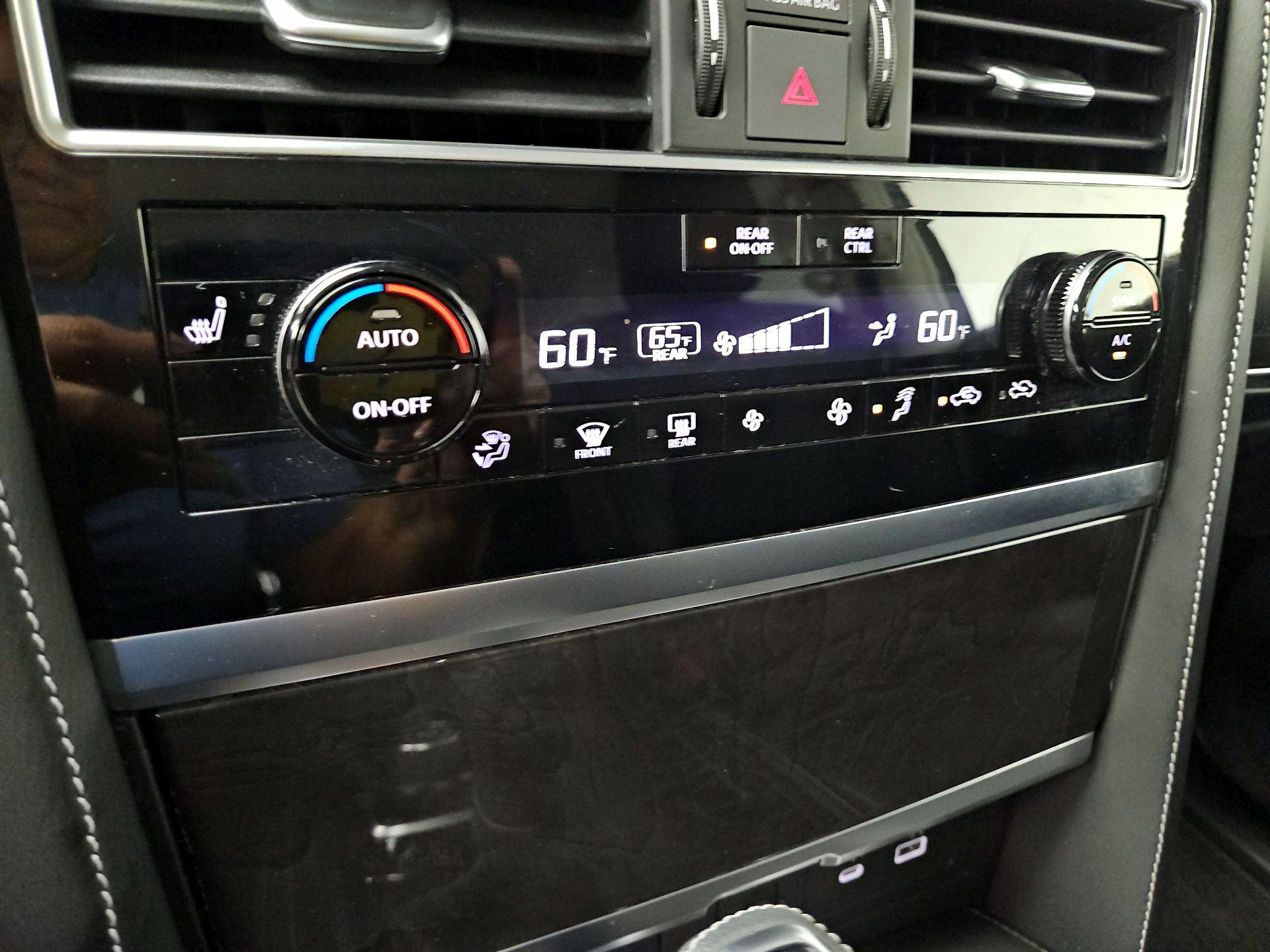 Thumbnail: 2024 INFINITI QX80 - 17