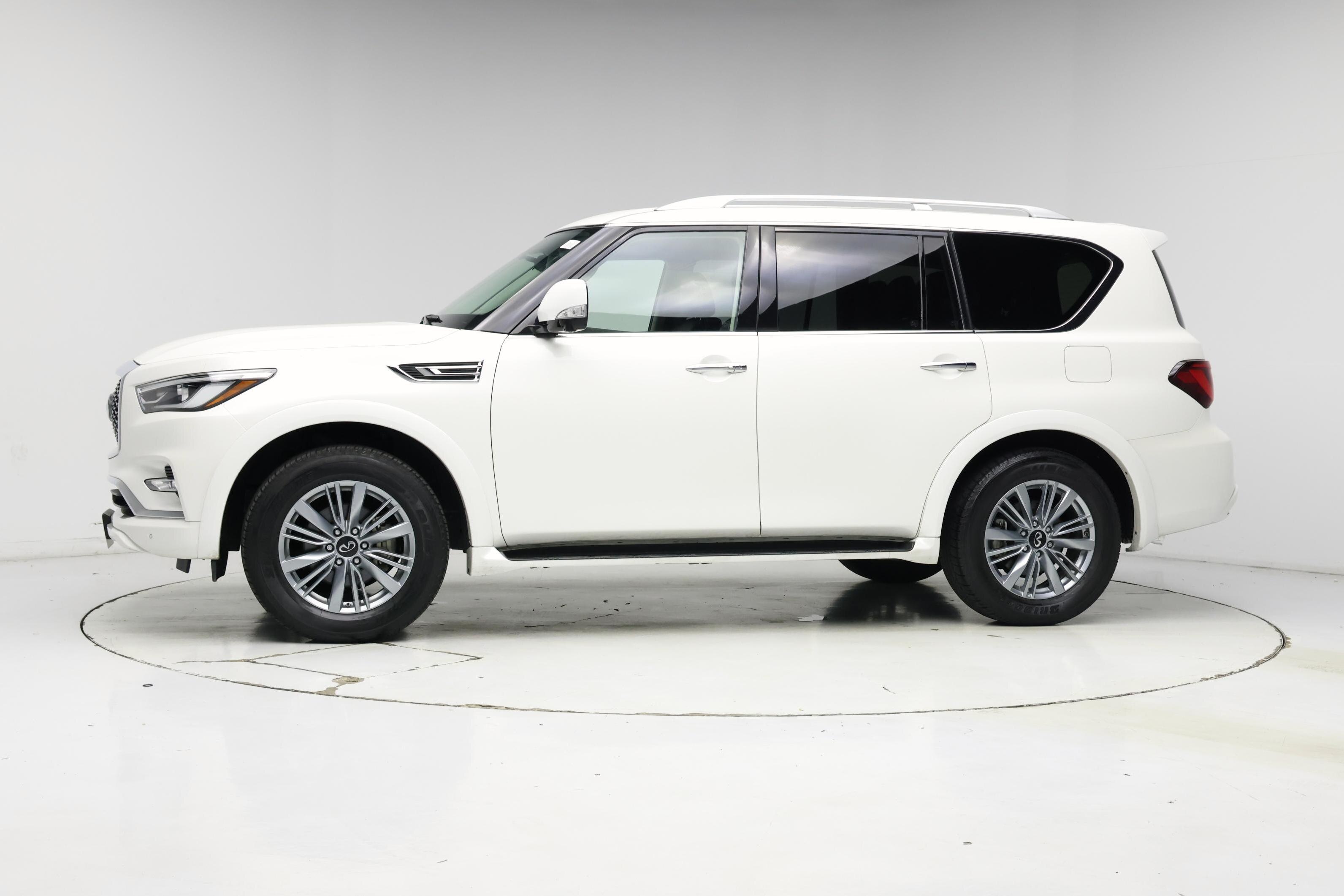 Thumbnail: 2024 INFINITI QX80 - 3