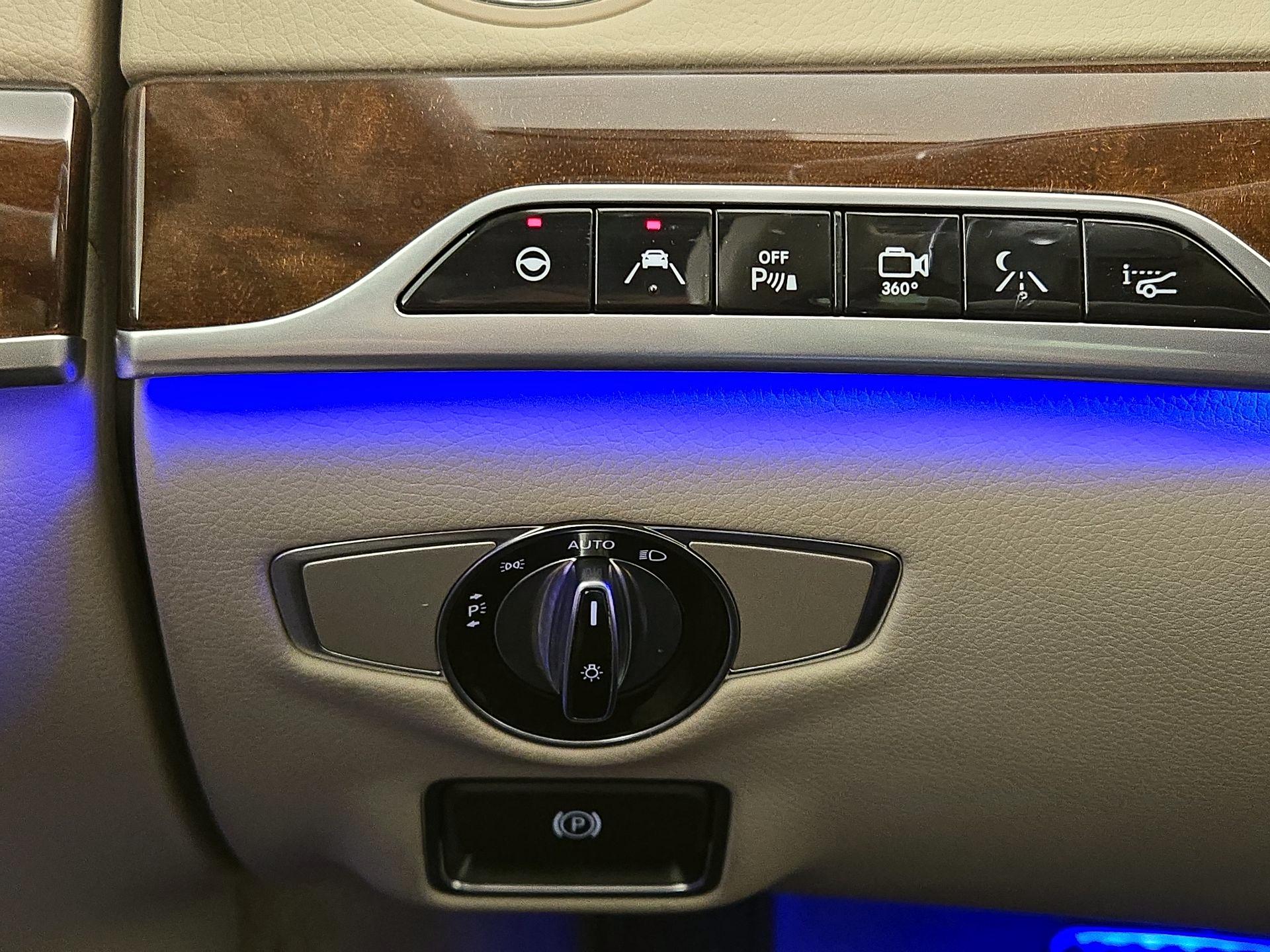 Thumbnail: 2016 Mercedes-Benz S-Class - 13