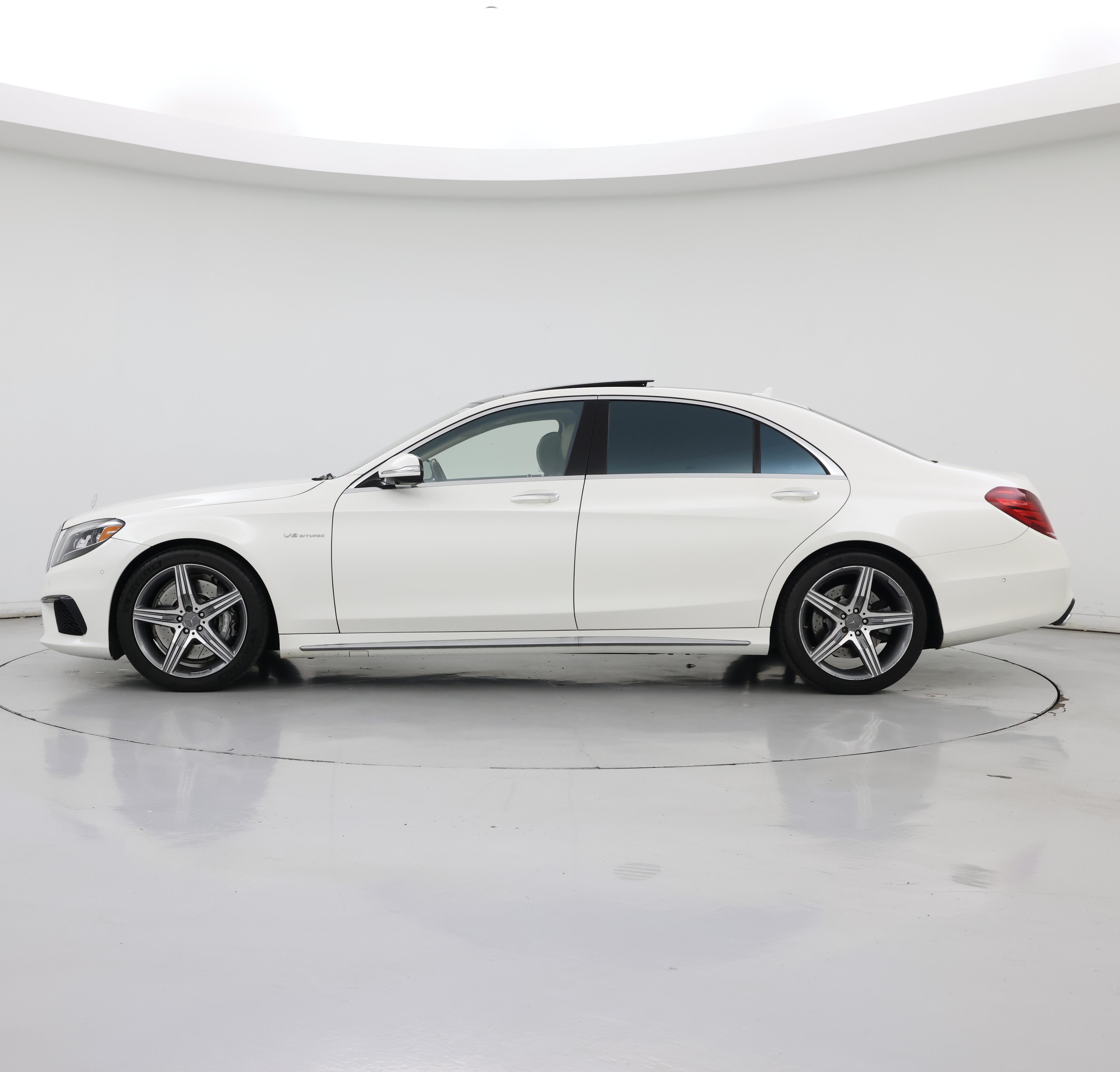 Thumbnail: 2016 Mercedes-Benz S-Class - 3