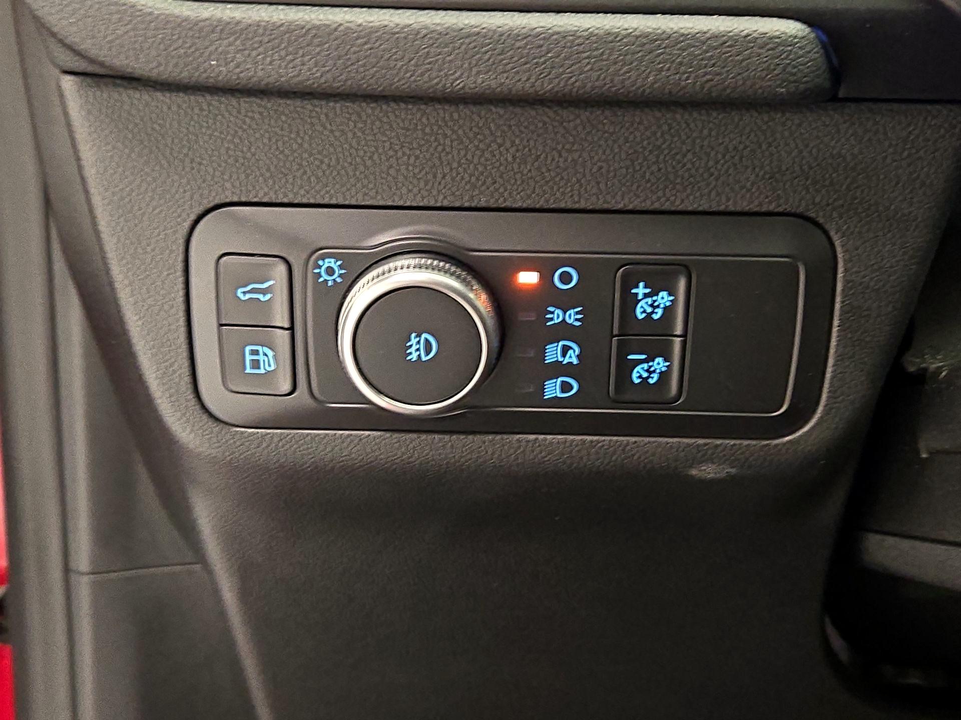 Thumbnail: 2020 Ford Escape - 13