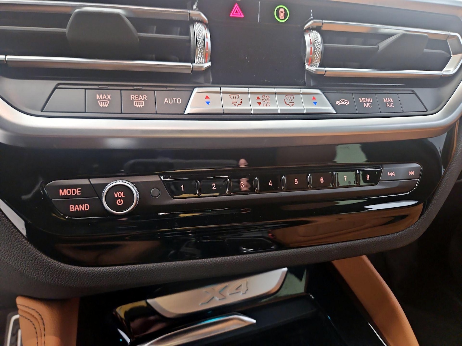 2023 BMW X4 30i - Photo 17