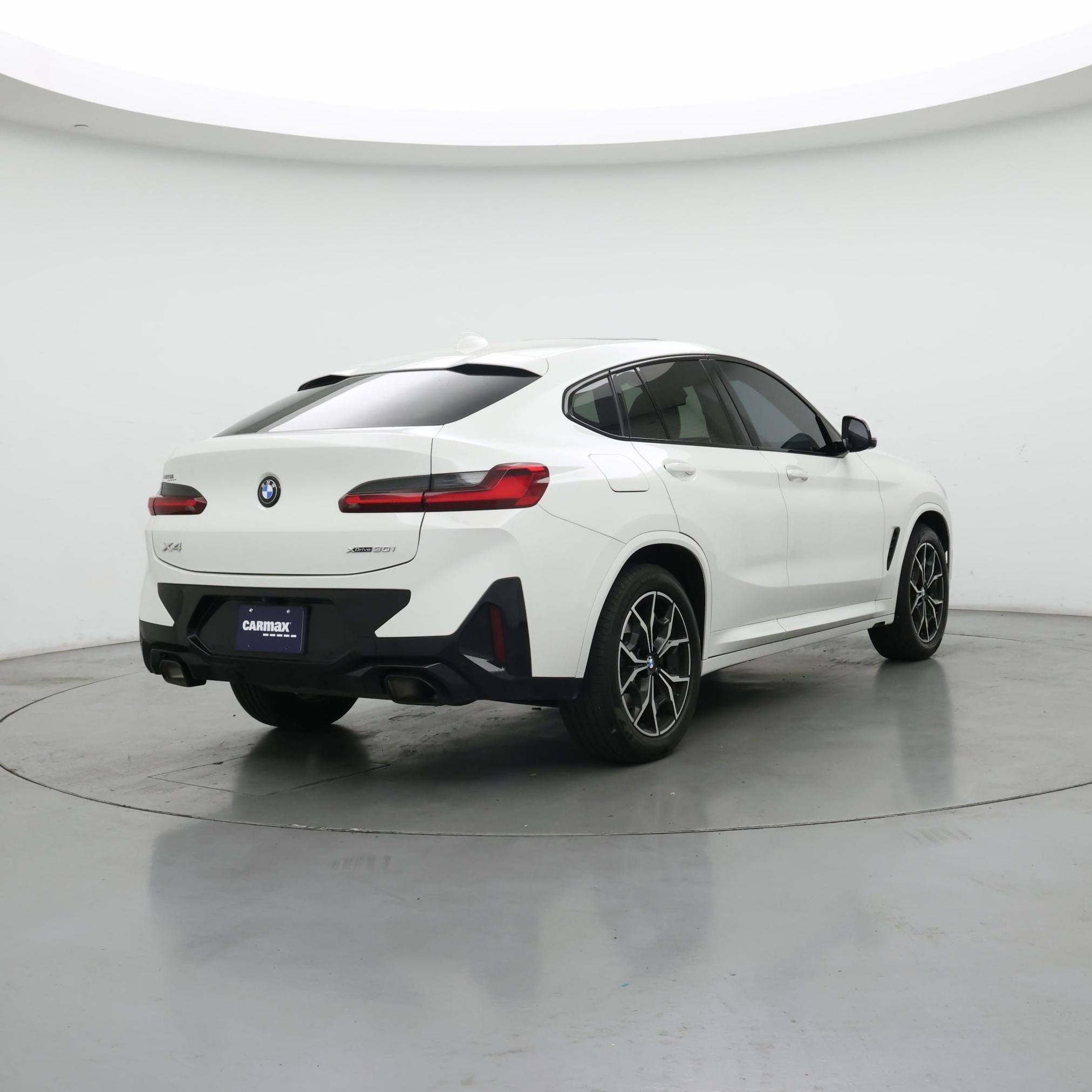 Thumbnail: 2023 BMW X4 - 8