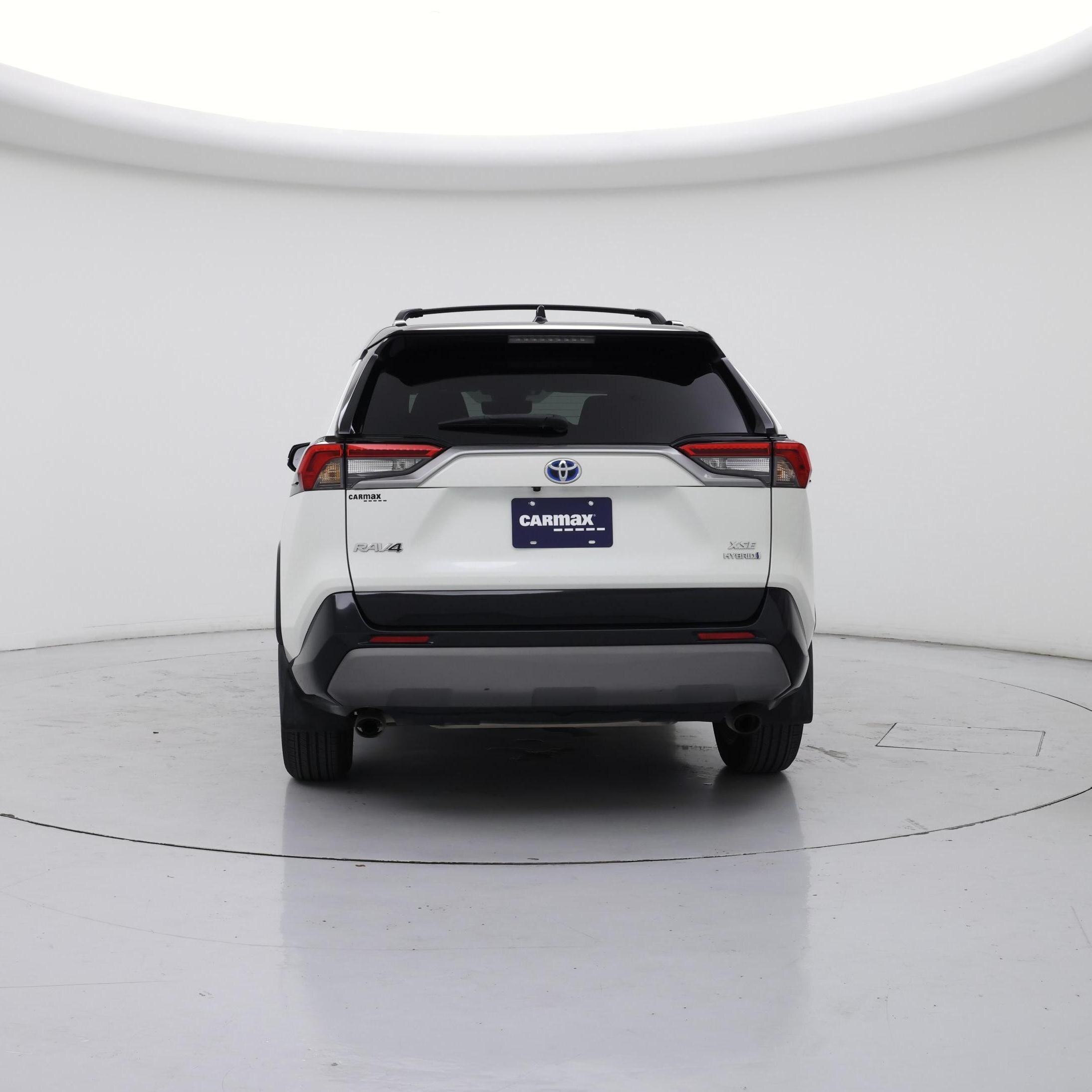 Thumbnail: 2021 Toyota RAV4 - 6