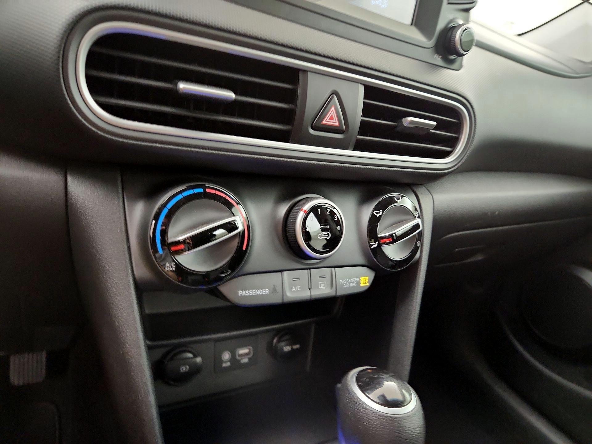 Thumbnail: 2020 Hyundai Kona - 16