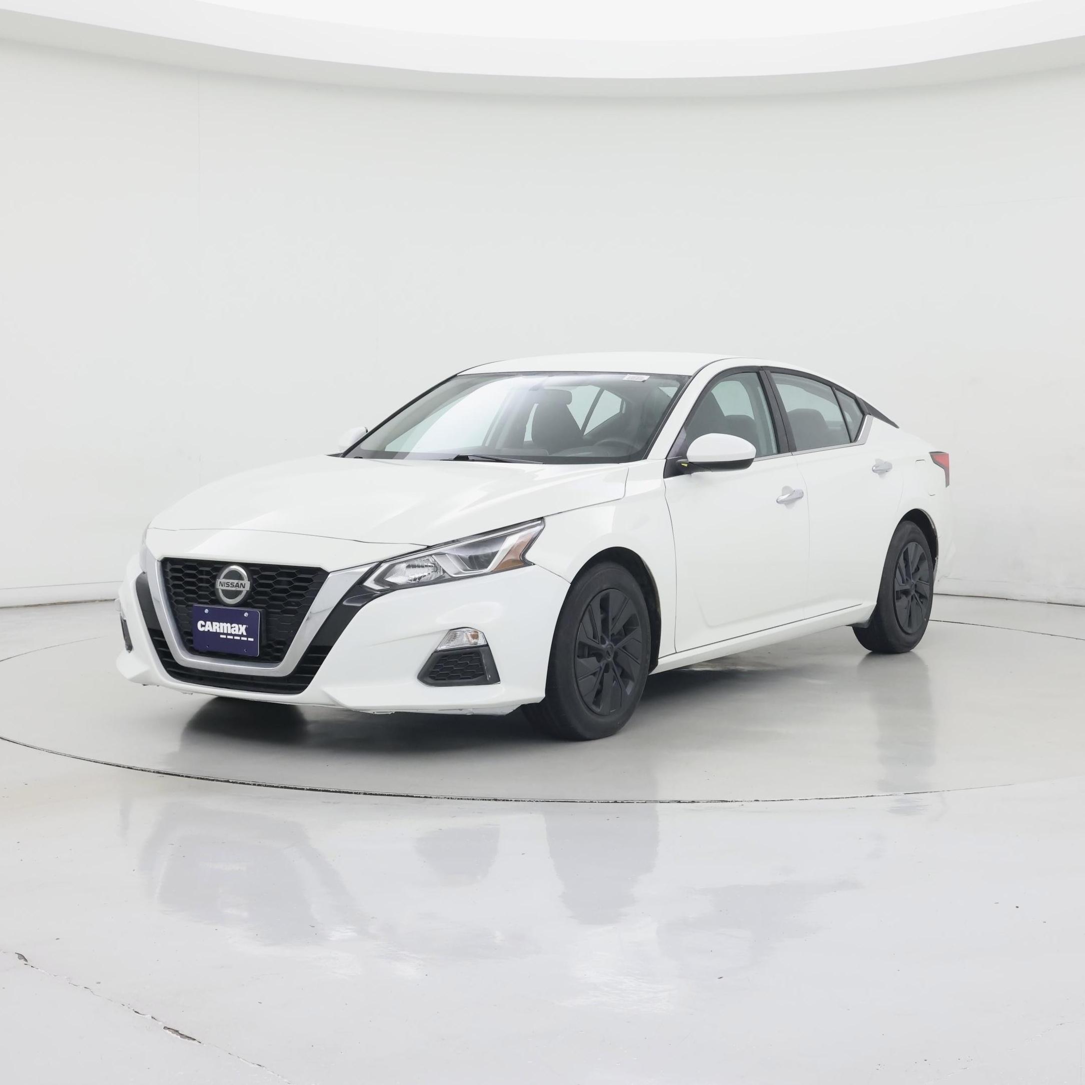 Thumbnail: 2020 Nissan Altima - 4
