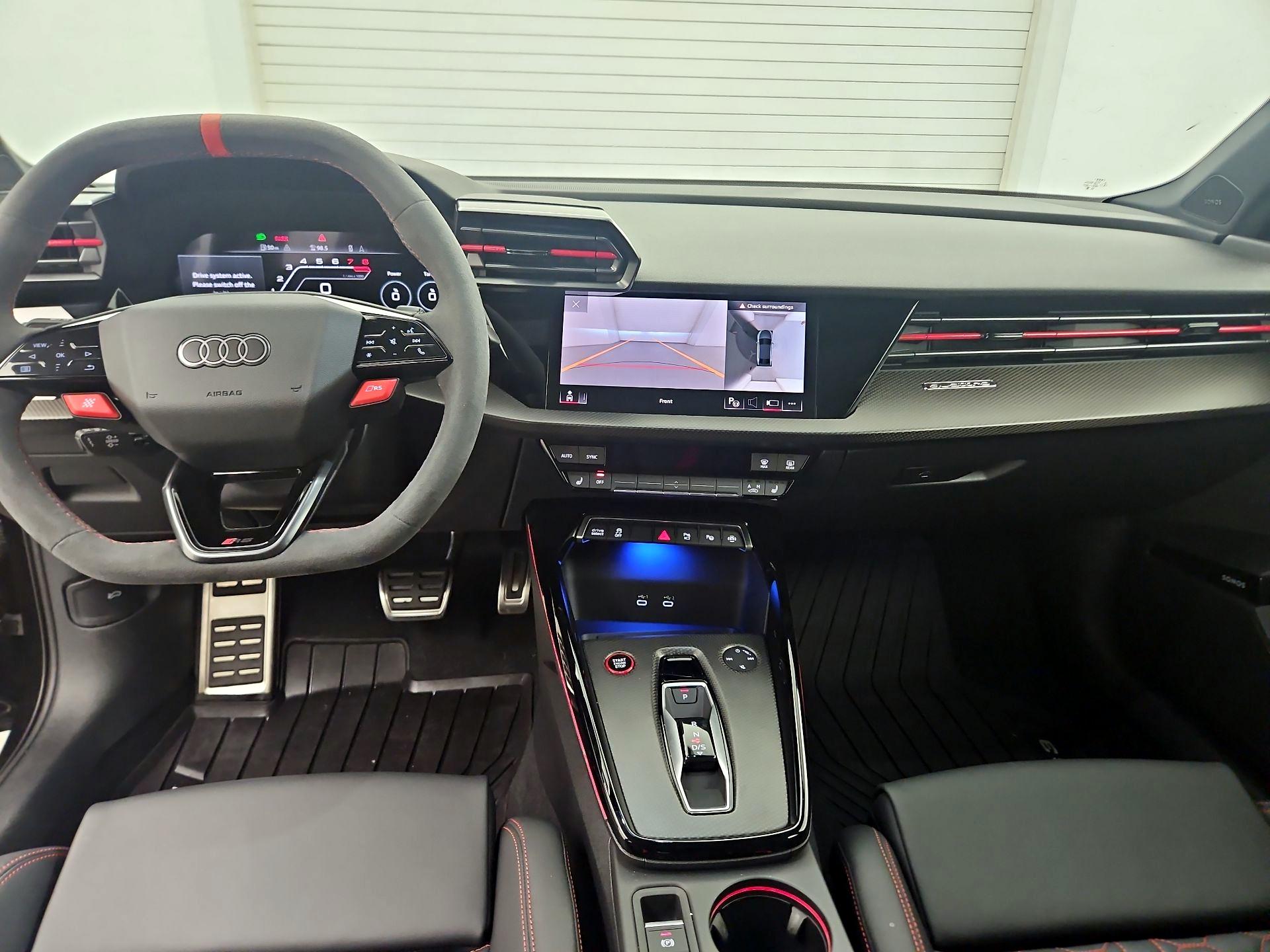 Thumbnail: 2025 Audi RS 3 - 9