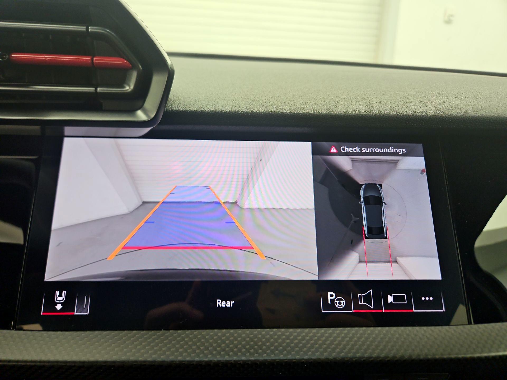 Thumbnail: 2025 Audi RS 3 - 14