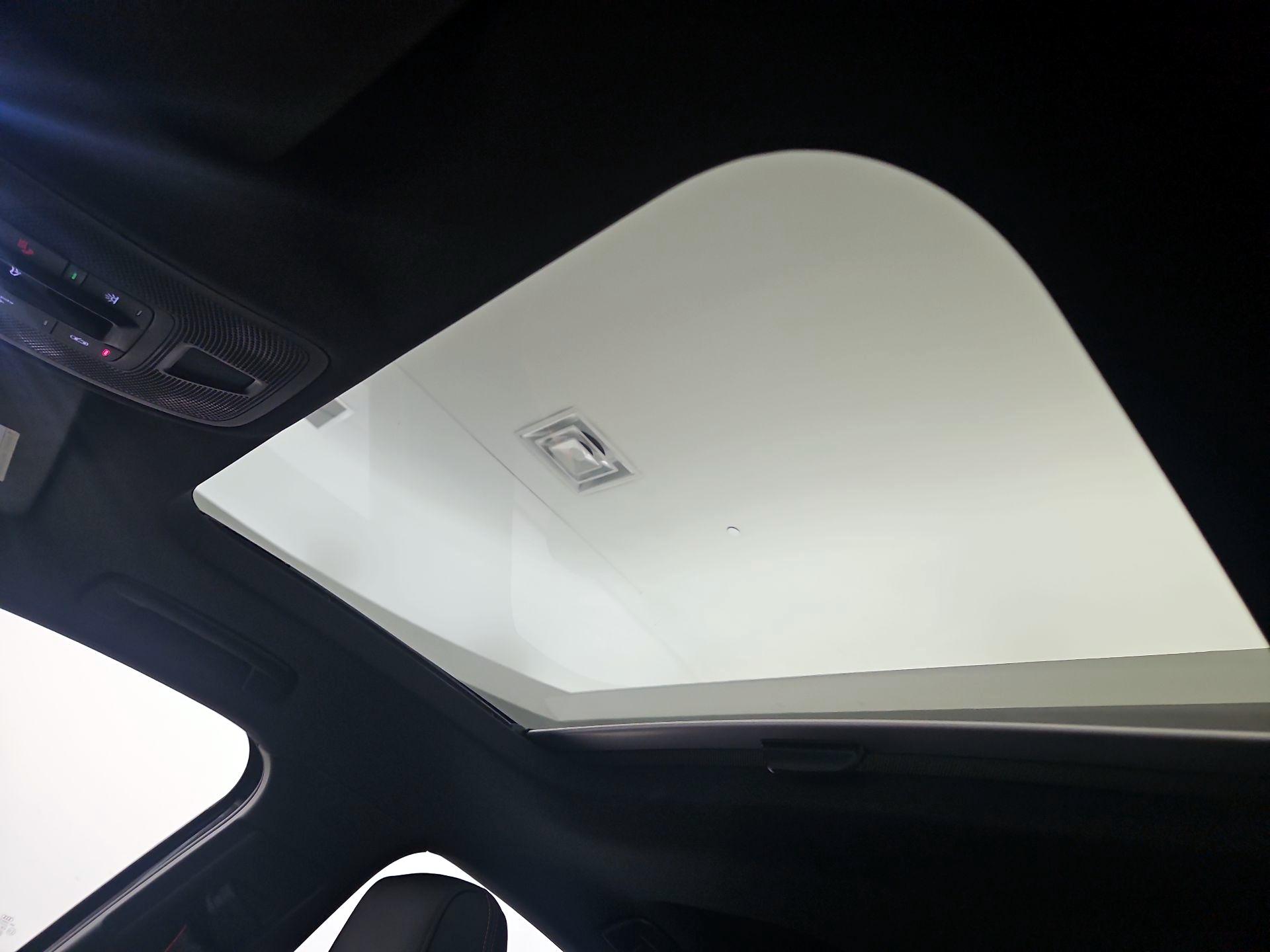 Thumbnail: 2025 Audi RS 3 - 18