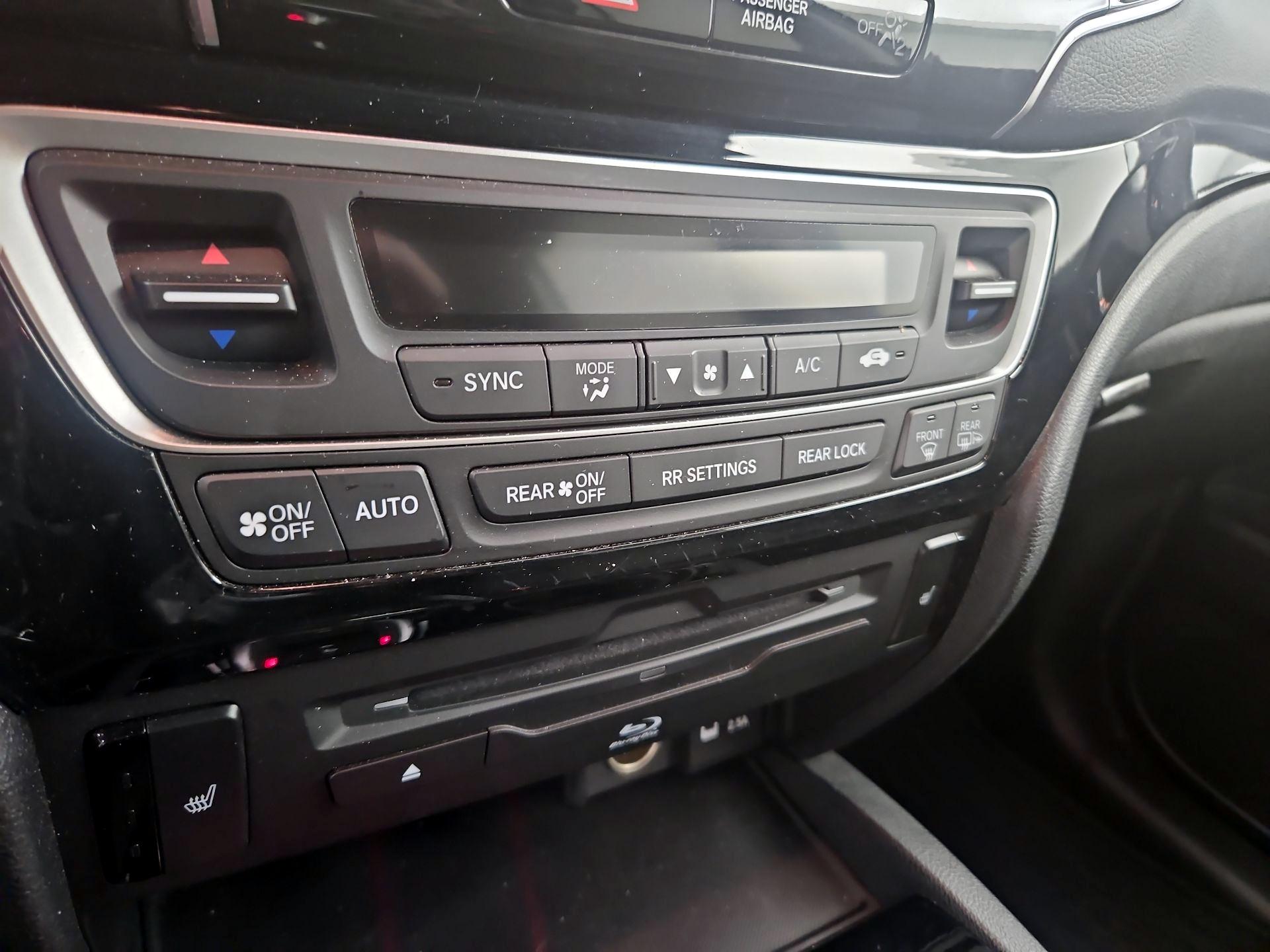 Thumbnail: 2021 Honda Pilot - 16