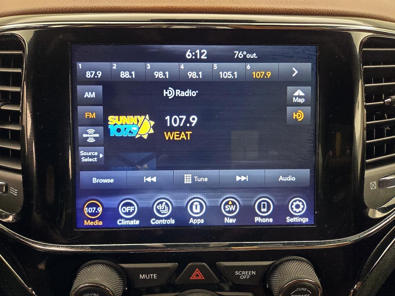 2021 Jeep Grand Cherokee Summit - Photo 17
