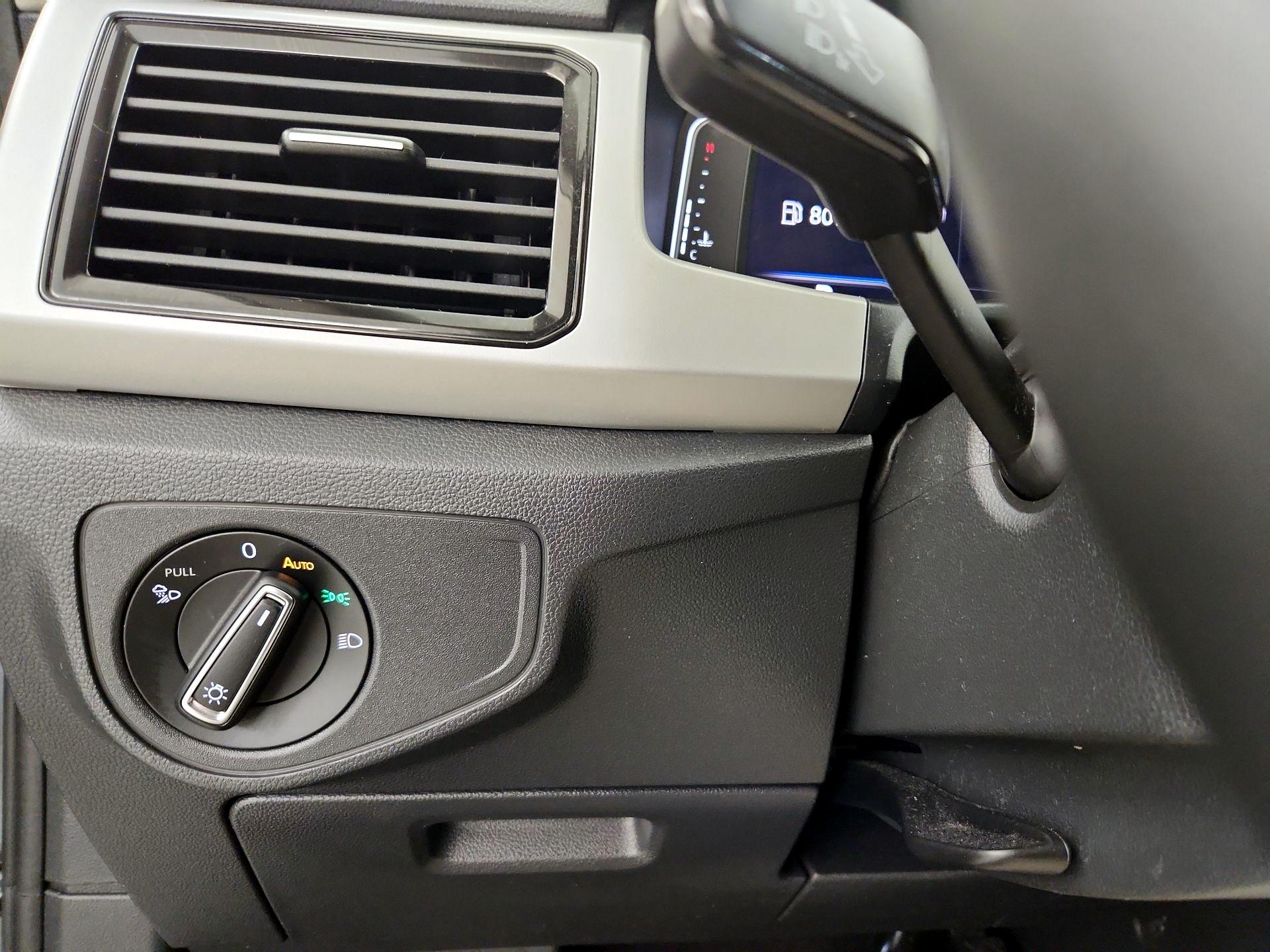 Thumbnail: 2022 Volkswagen Atlas - 13