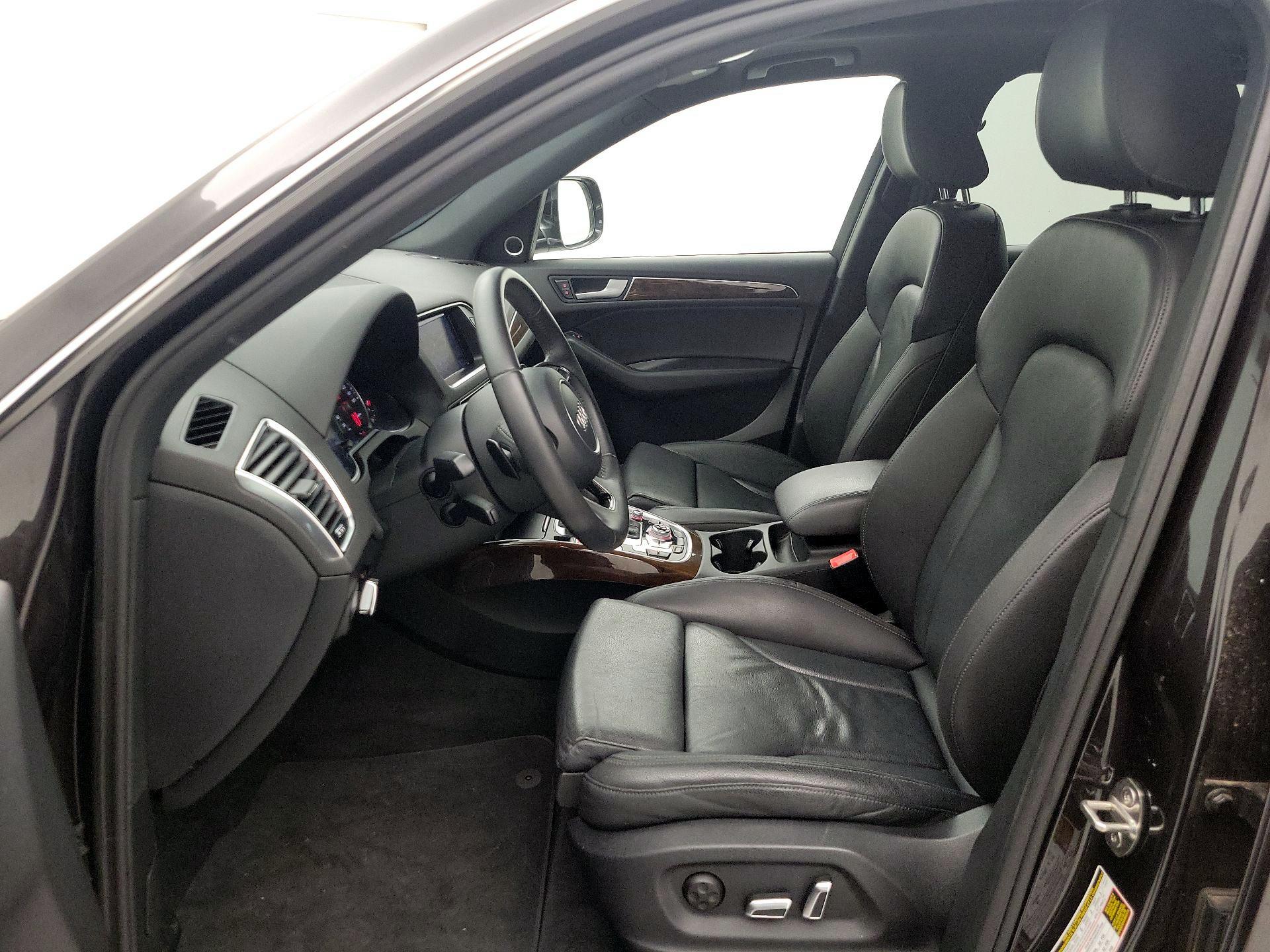 Thumbnail: 2015 Audi Q5 - 11