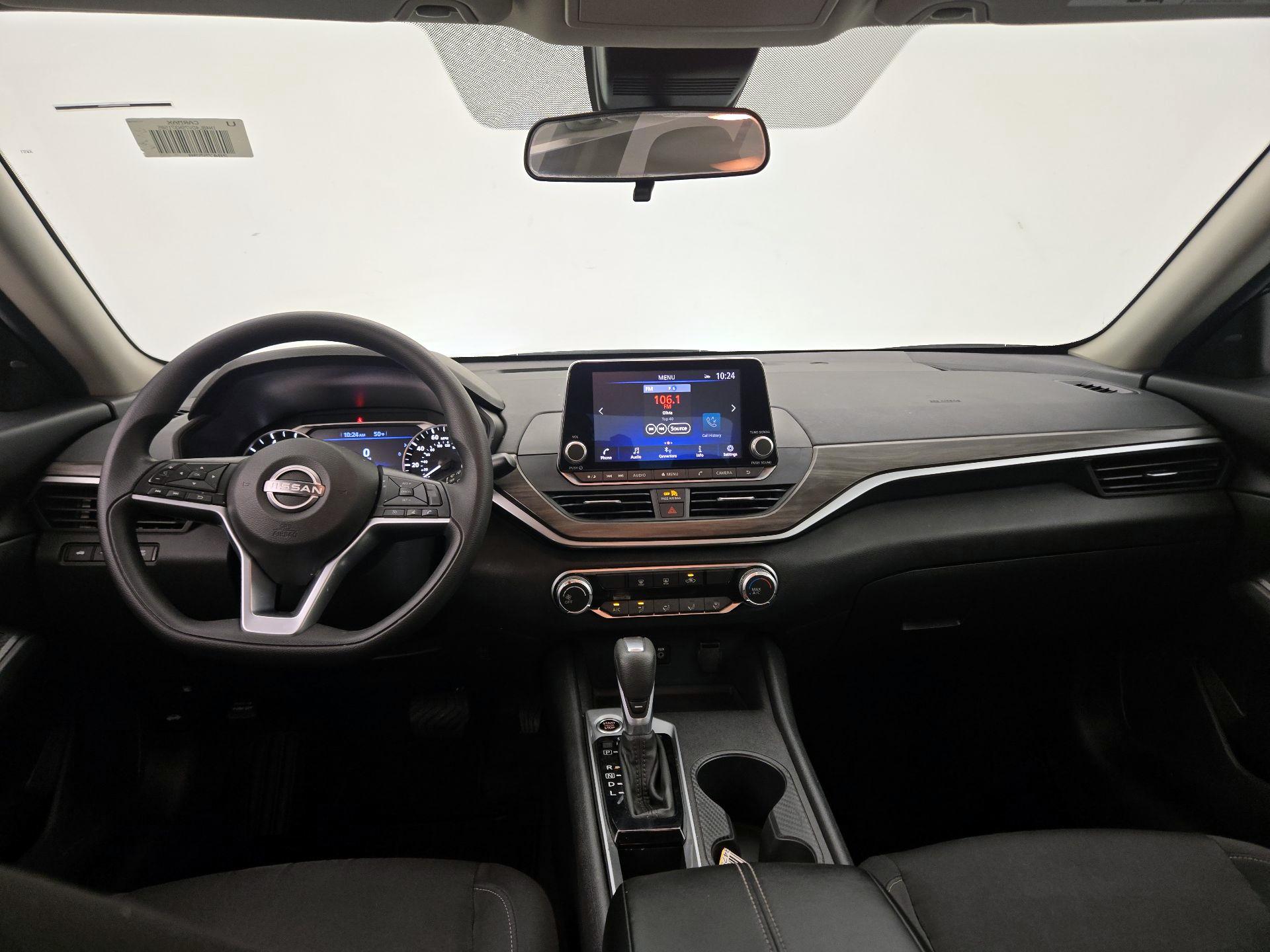 Thumbnail: 2025 Nissan Altima - 9