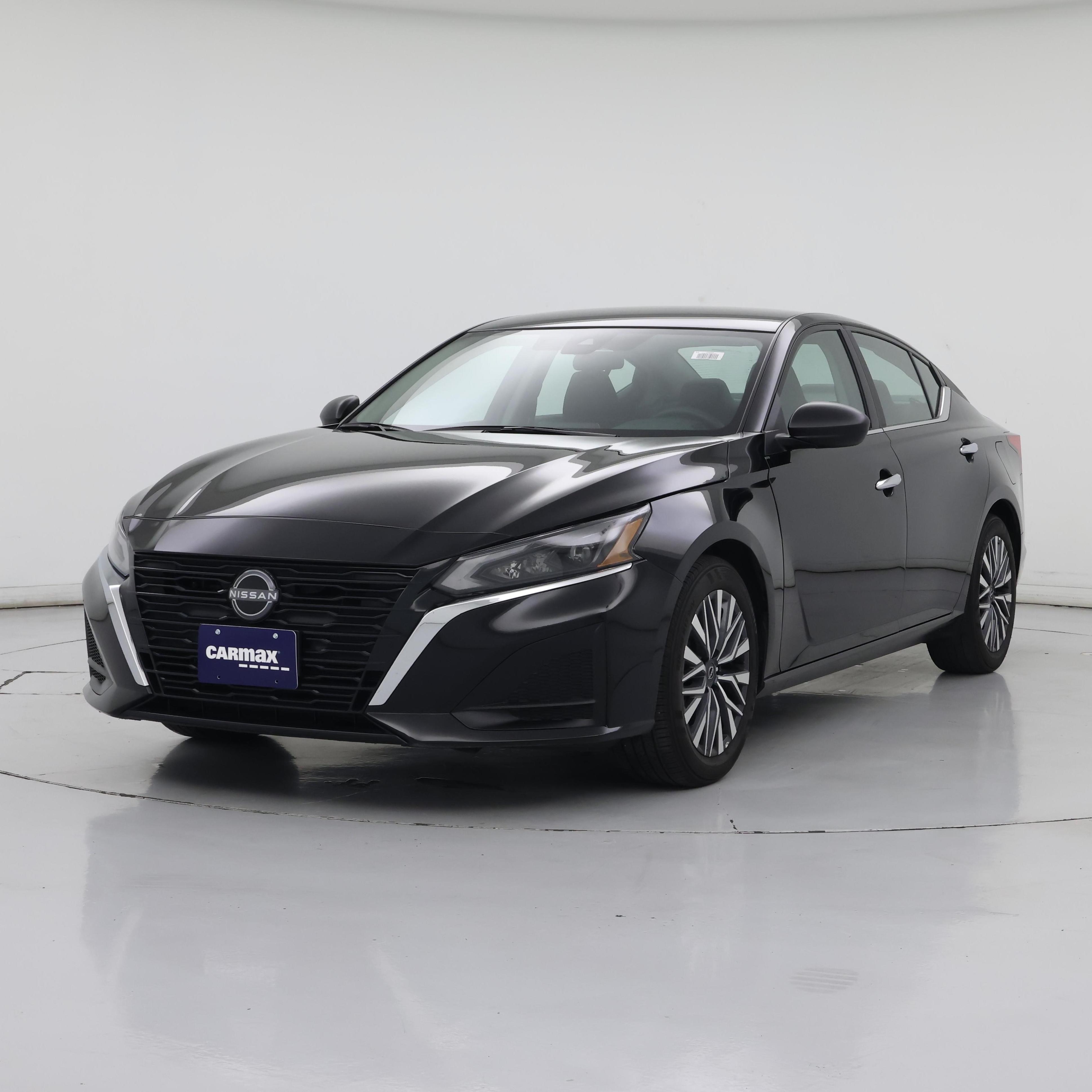 Thumbnail: 2025 Nissan Altima - 4