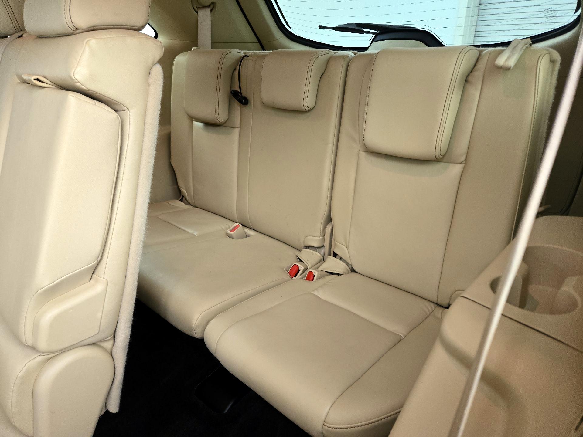 Thumbnail: 2014 Toyota Highlander - 20