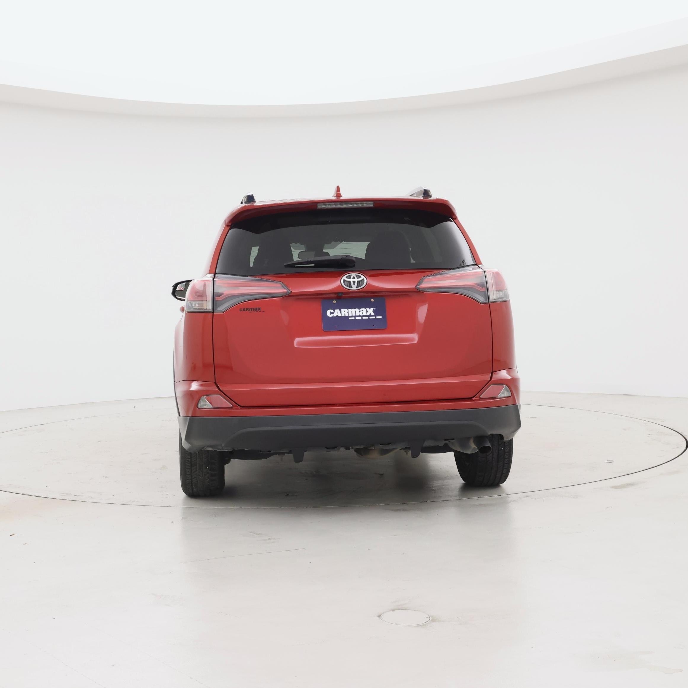 Thumbnail: 2017 Toyota RAV4 - 6