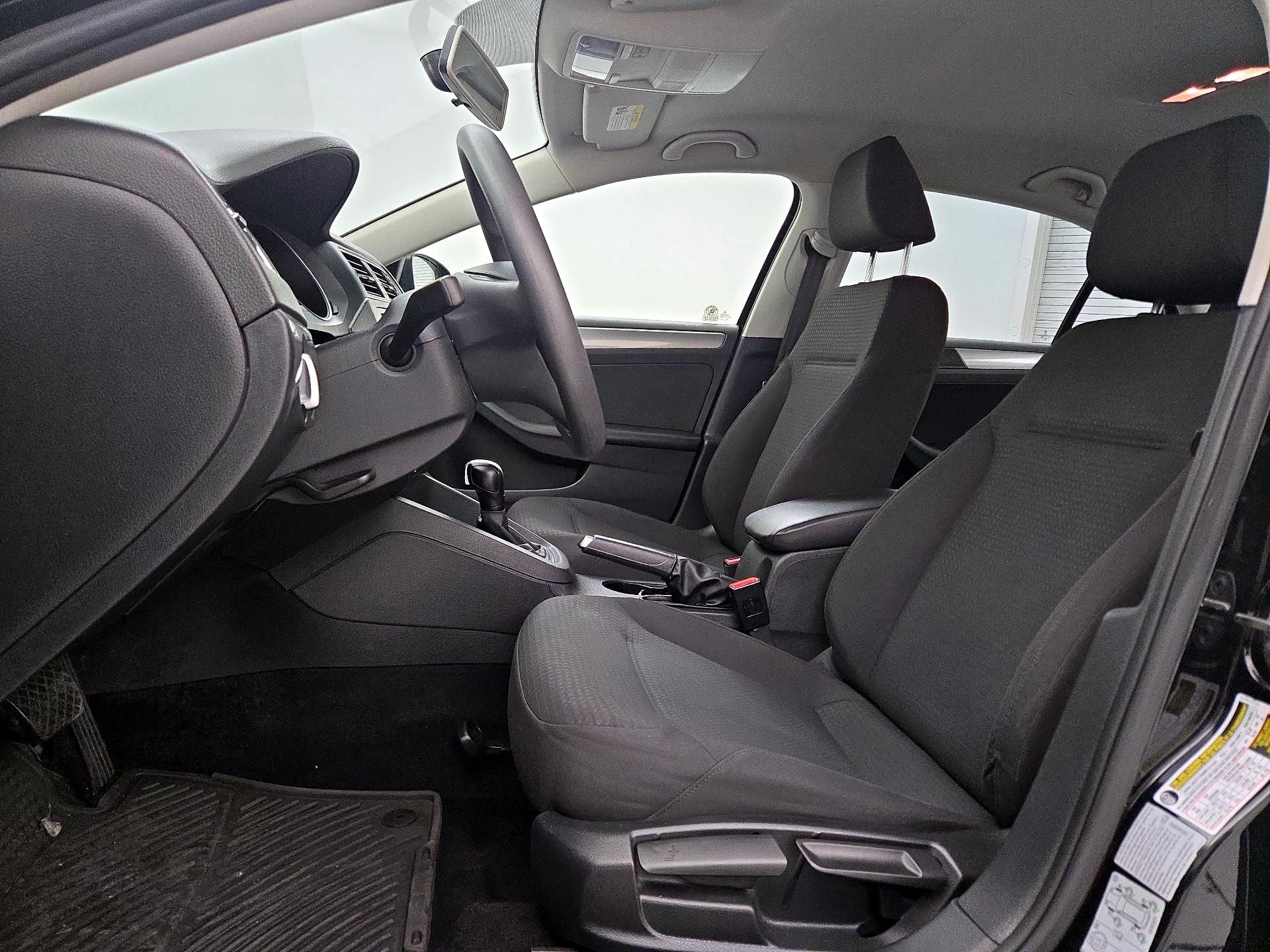 Thumbnail: 2015 Volkswagen Jetta - 11