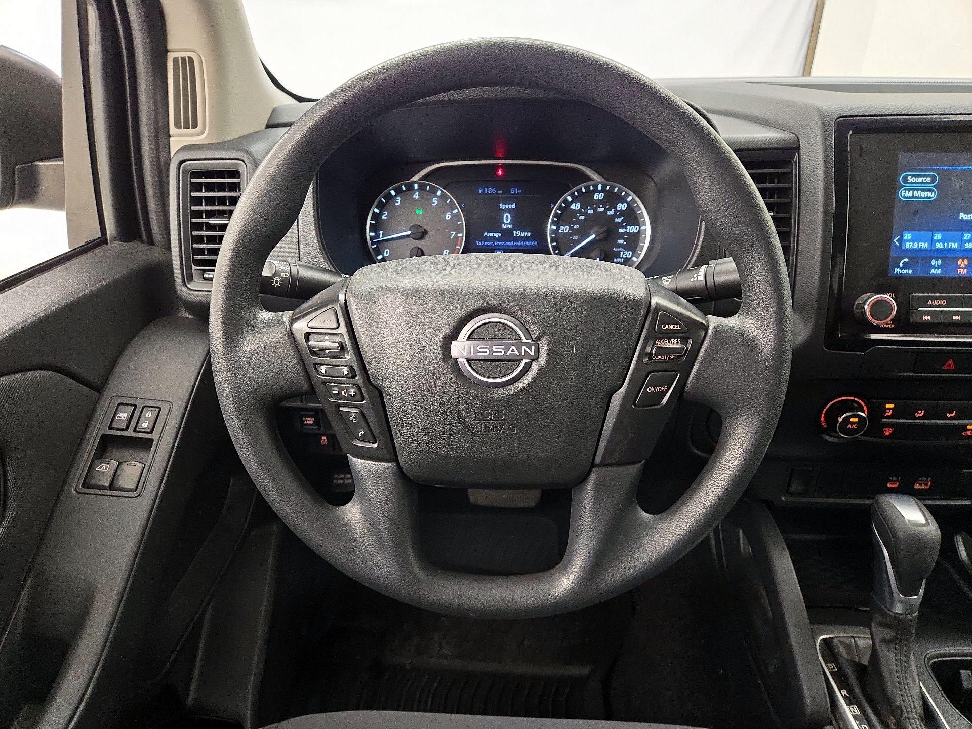 Thumbnail: 2022 Nissan Frontier - 10