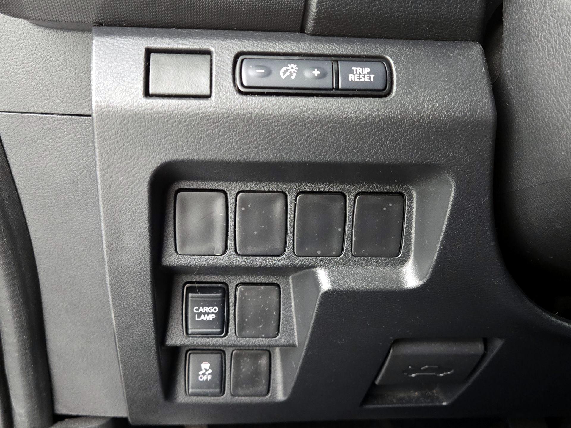 Thumbnail: 2022 Nissan Frontier - 13