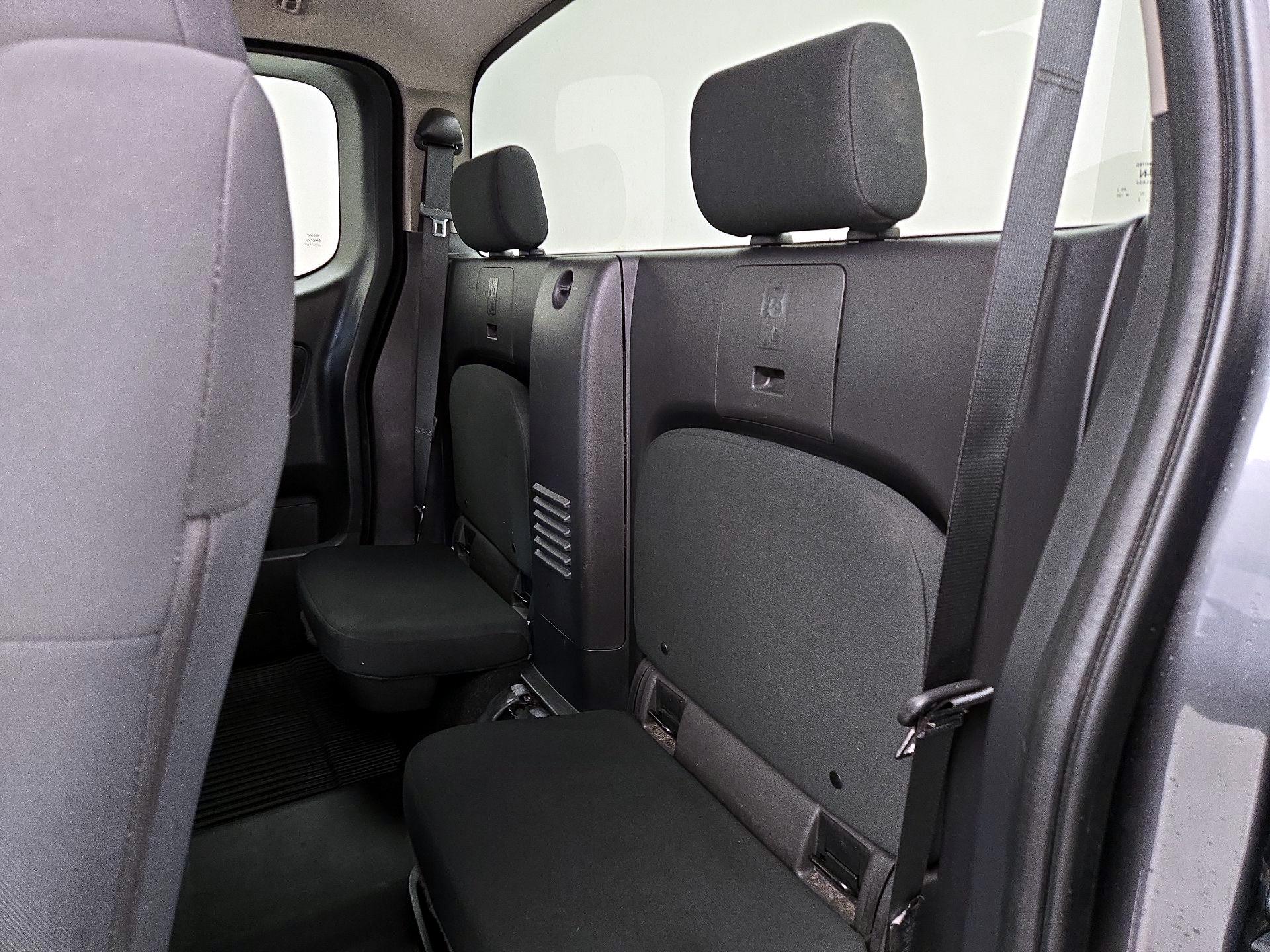 Thumbnail: 2022 Nissan Frontier - 19