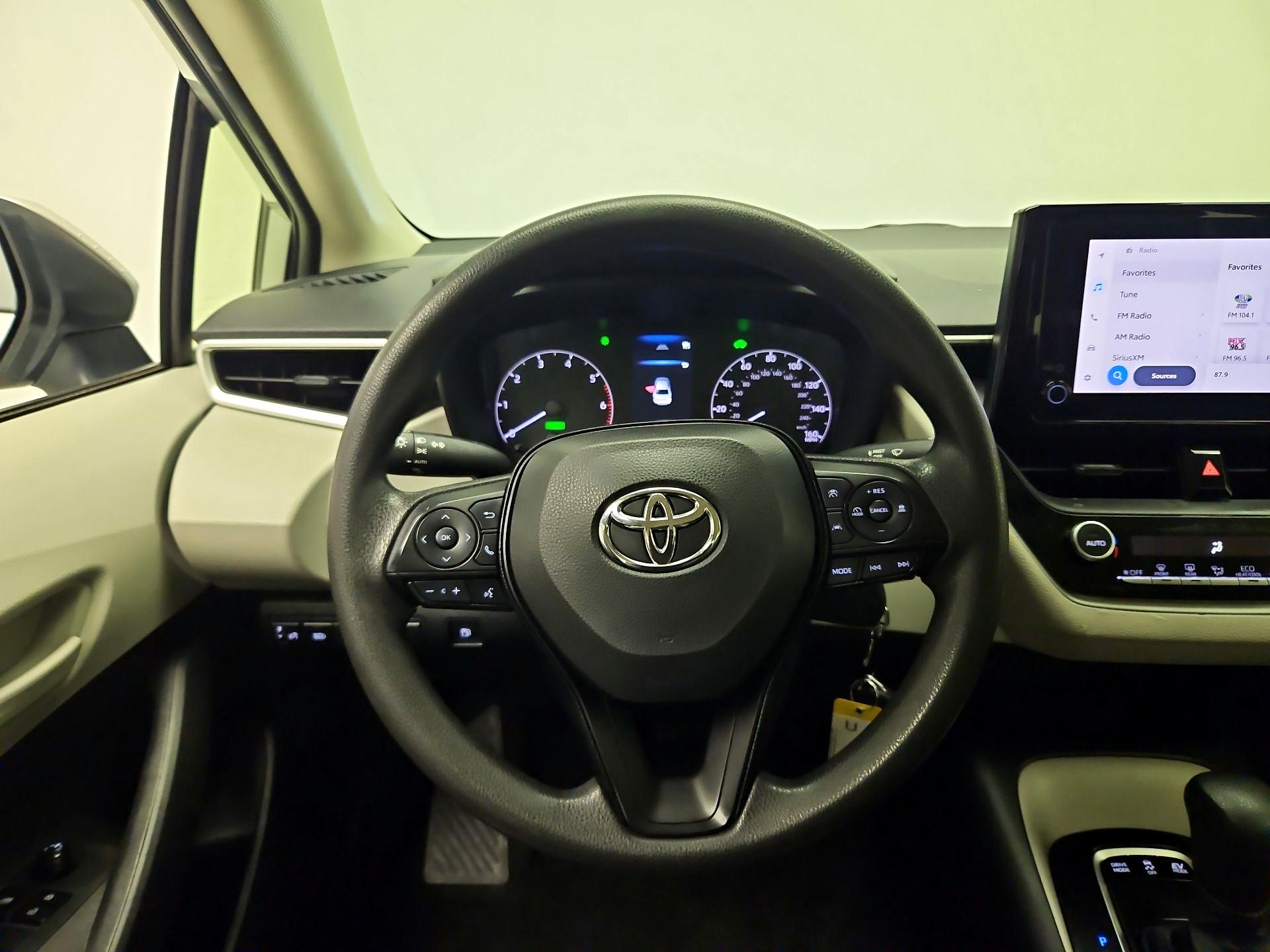 Thumbnail: 2025 Toyota Corolla - 10