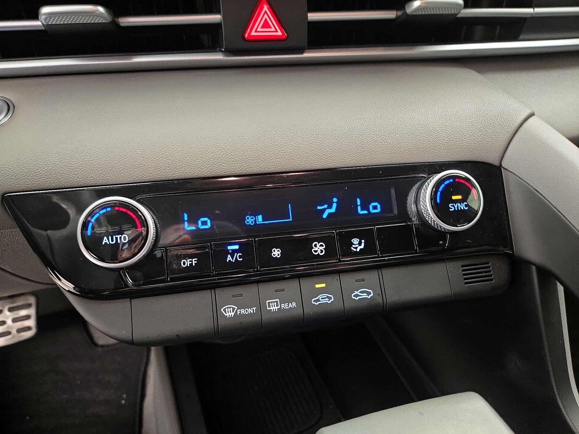 Thumbnail: 2025 Hyundai Elantra - 16