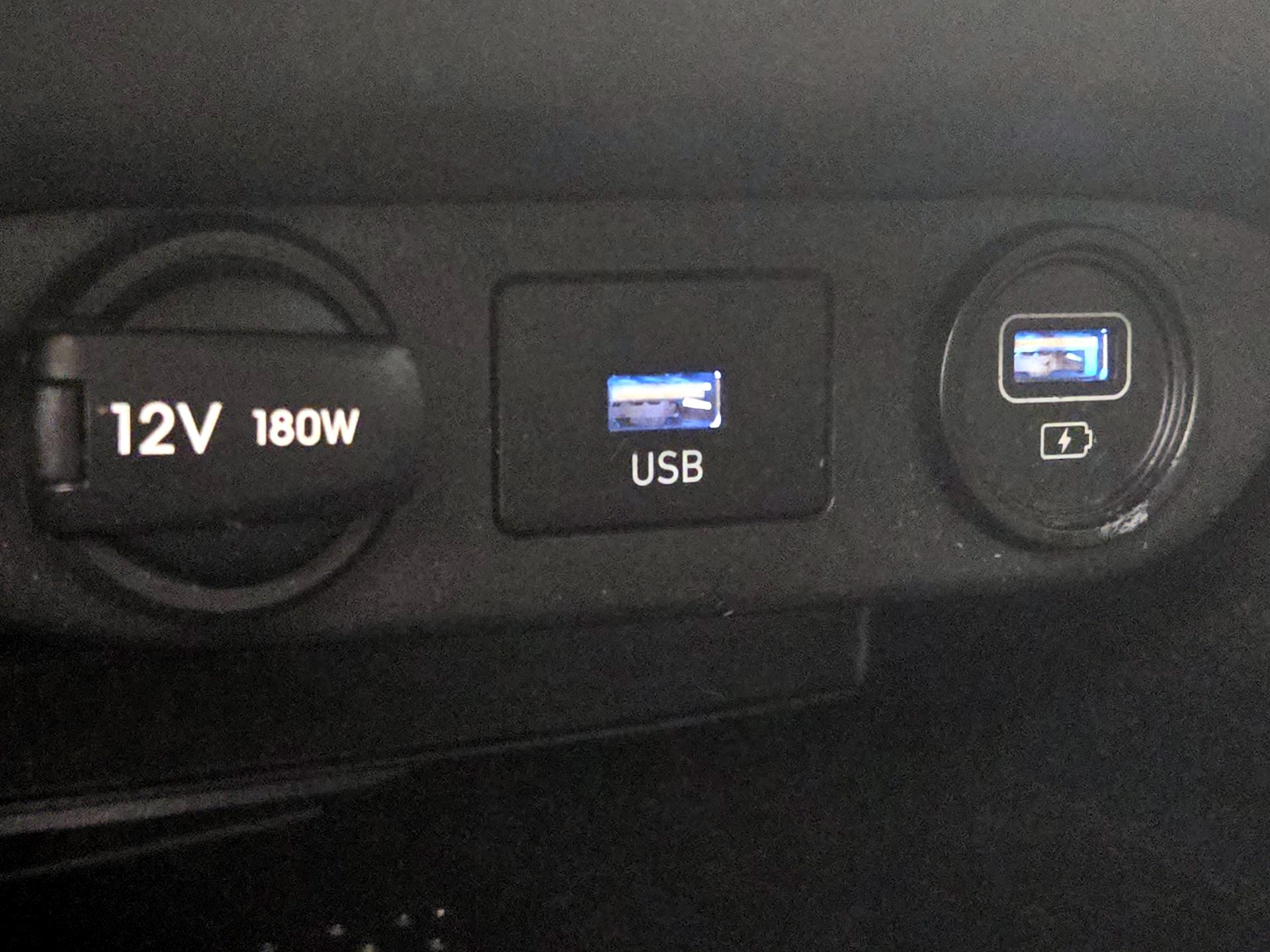 Thumbnail: 2022 Hyundai Elantra - 18