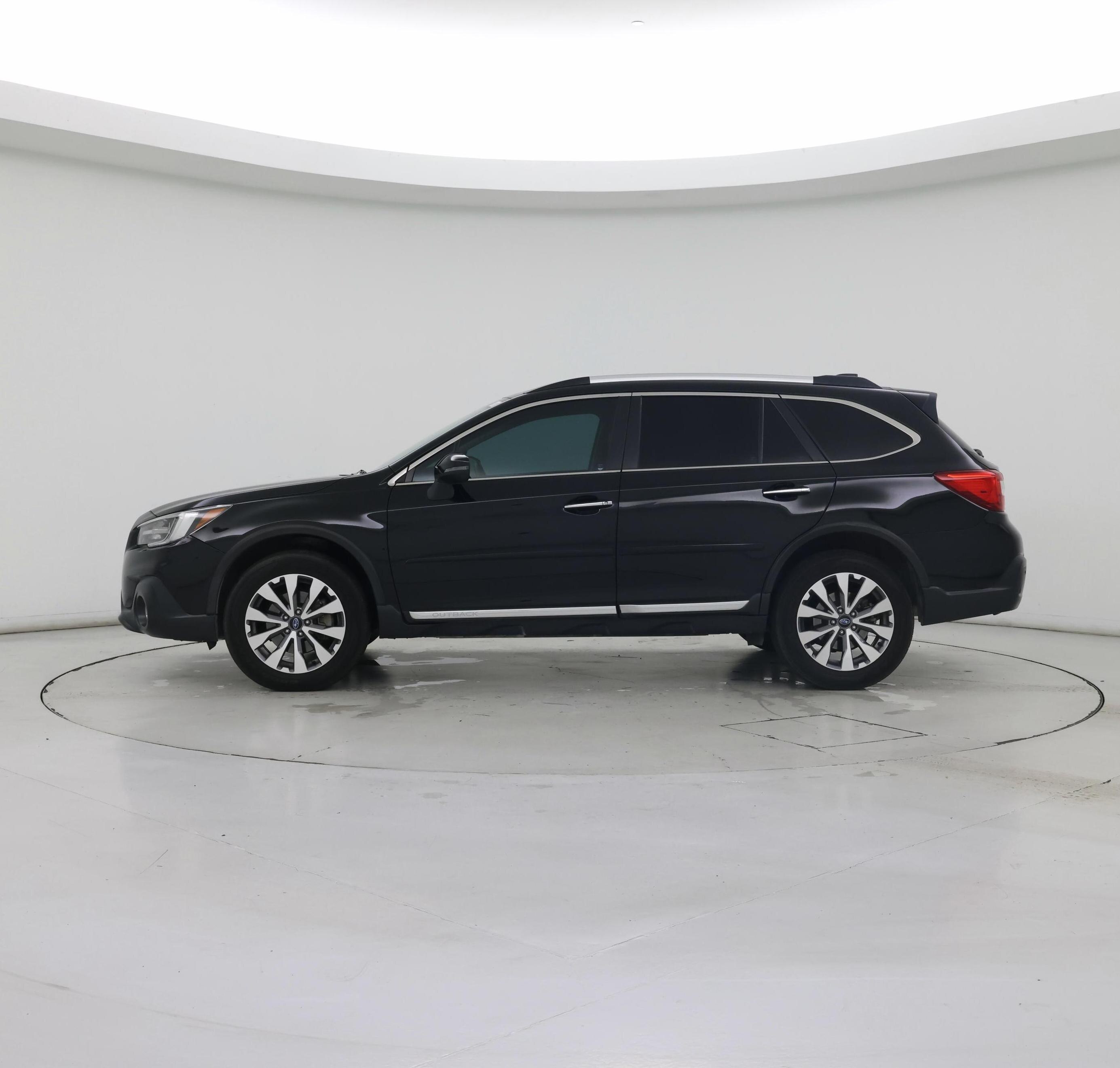 Thumbnail: 2019 Subaru Outback - 3