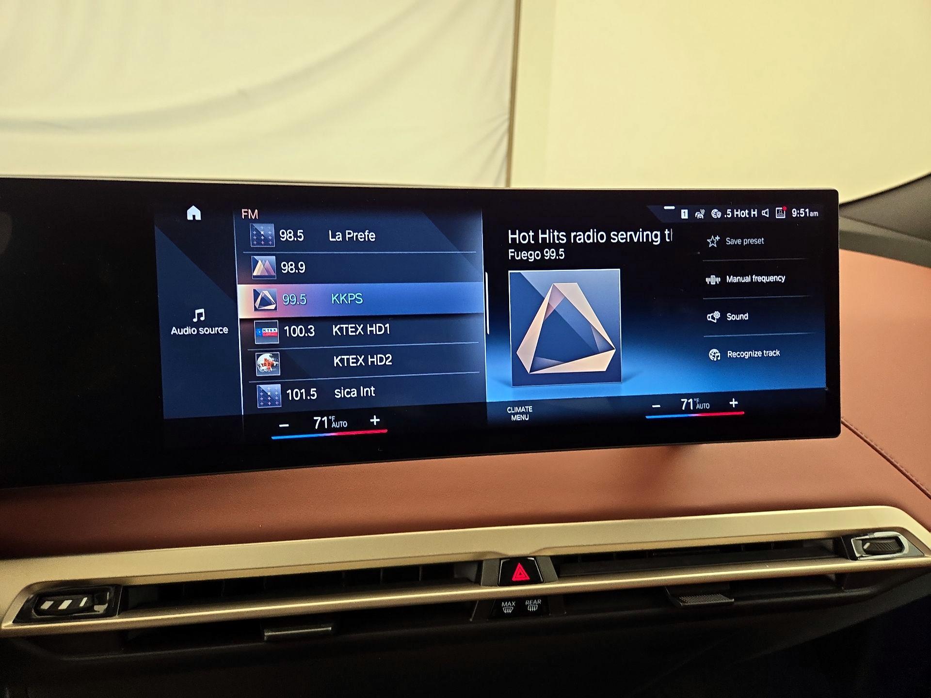 Thumbnail: 2023 BMW iX - 16