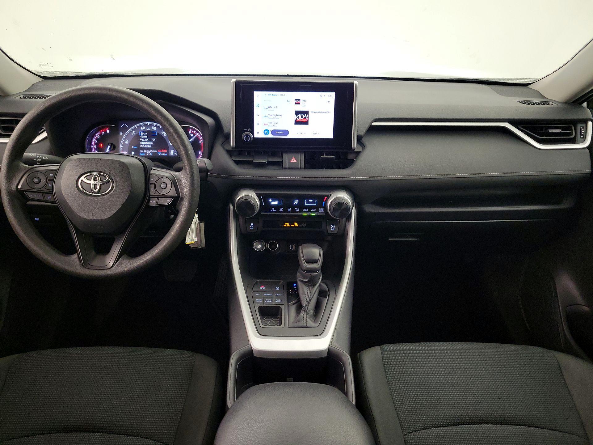 Thumbnail: 2024 Toyota RAV4 - 9