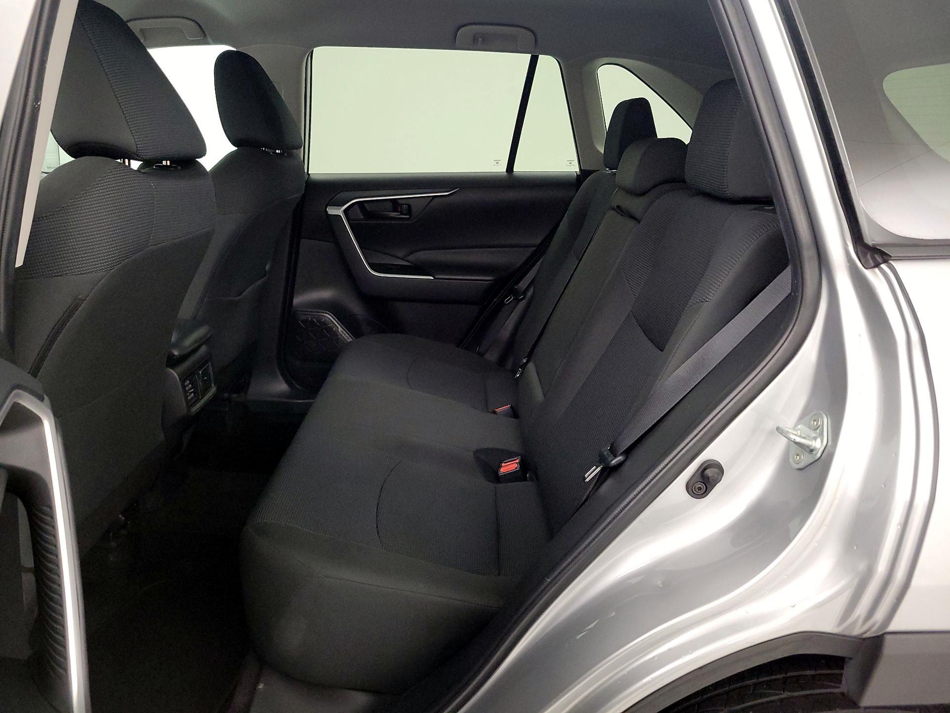 Thumbnail: 2024 Toyota RAV4 - 18