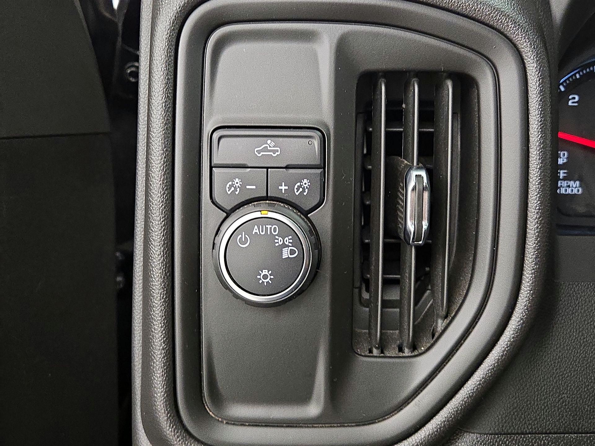 Thumbnail: 2025 Chevrolet Silverado 1500 - 13