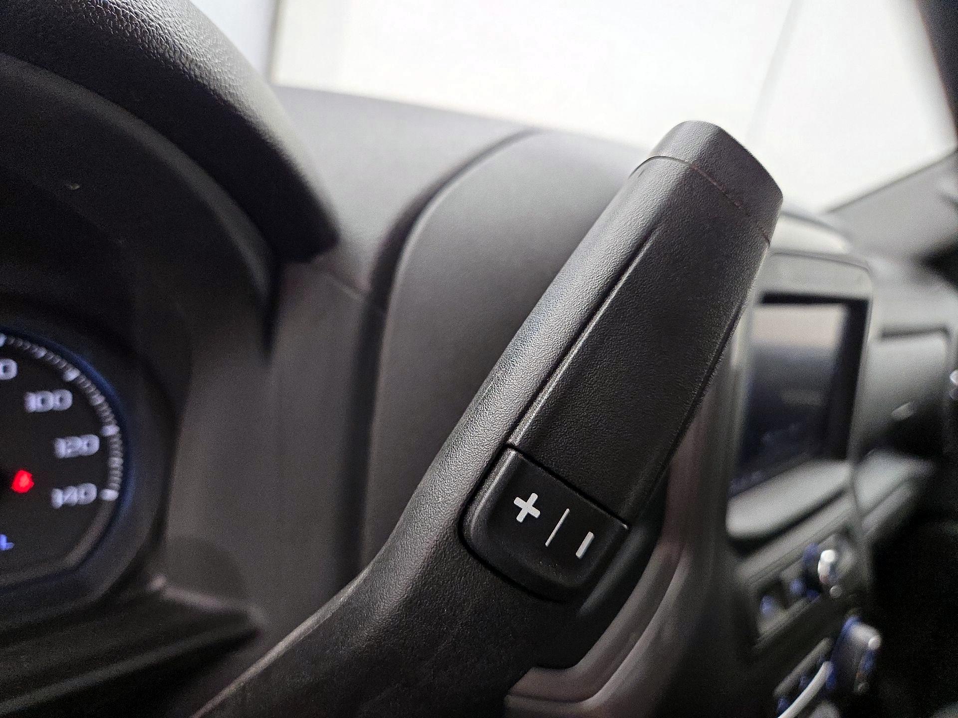 Thumbnail: 2025 Chevrolet Silverado 1500 - 17