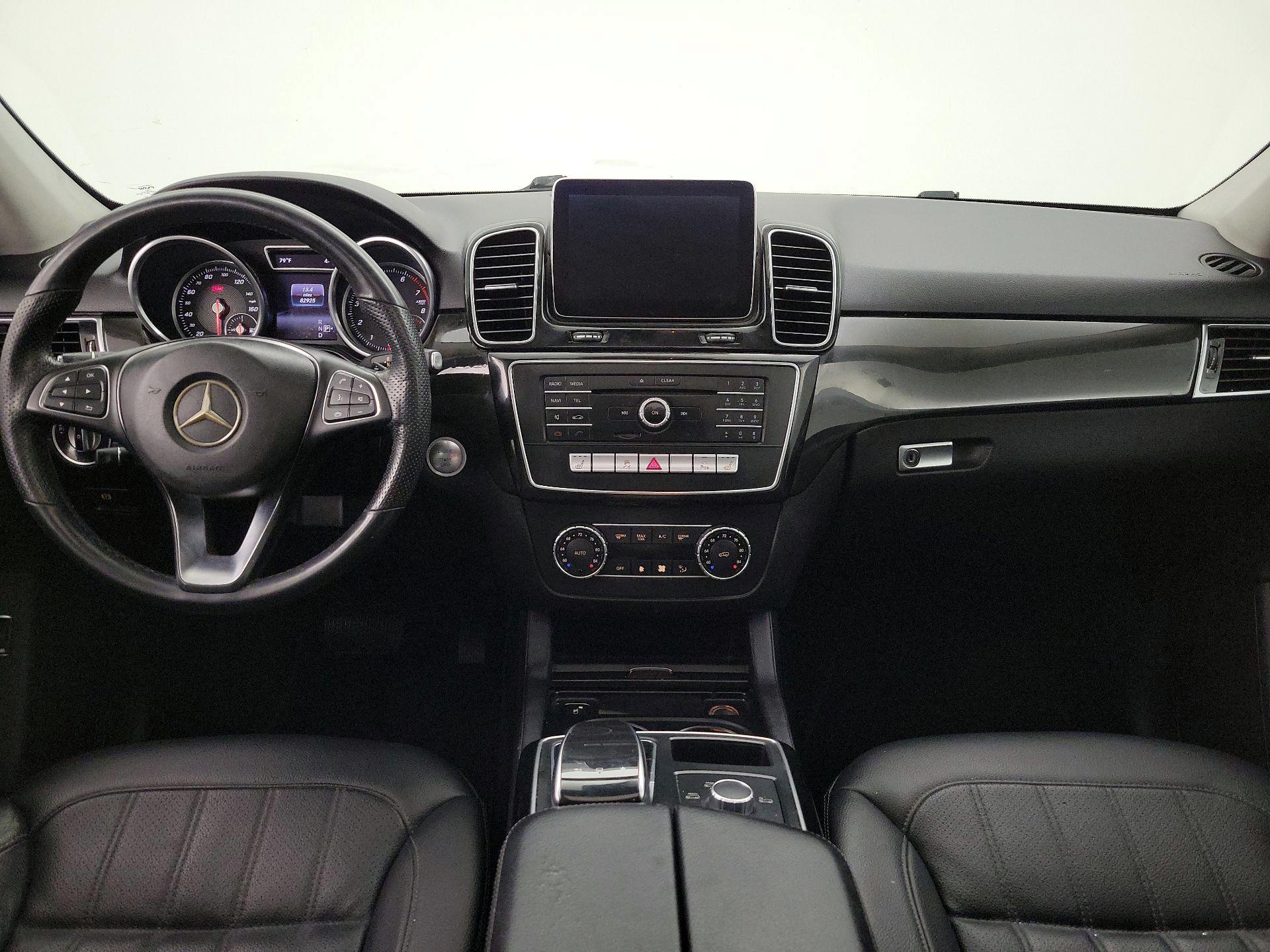 Thumbnail: 2016 Mercedes-Benz GLE - 9